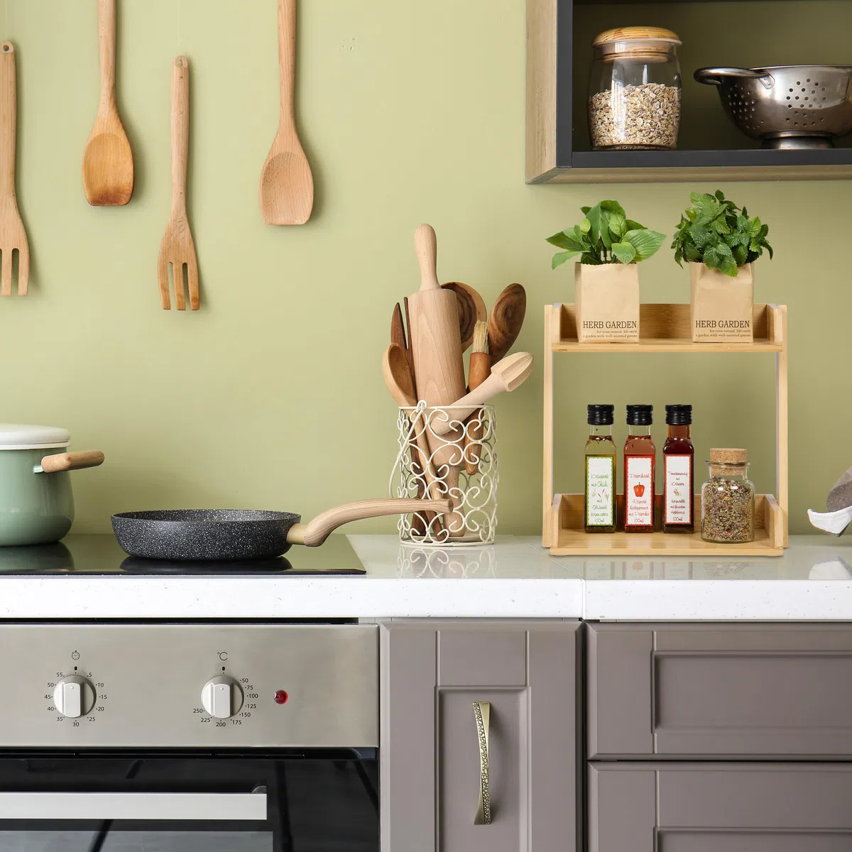 Relaxdays Portaspezie in bambù, Organizer per Spezie con 2 Ripiani, HLP: 27x27,5x16 cm, Espositore Spice Rack, Marrone