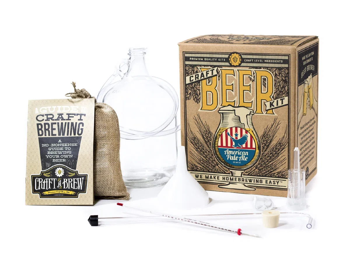 Craft A Brew Pallido americano Ale; Kit per la produzione di birra; Crea la tua birra artigianale; Attrezzature e forniture complete; Kit iniziale per la produzione di birra in casa; 1 gallone
