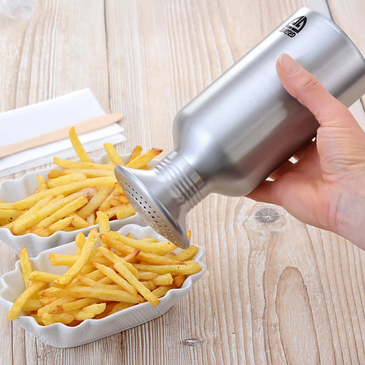 GRÄWE Set di 2 spargere patatine fritte in alluminio, saliera e spargispezie