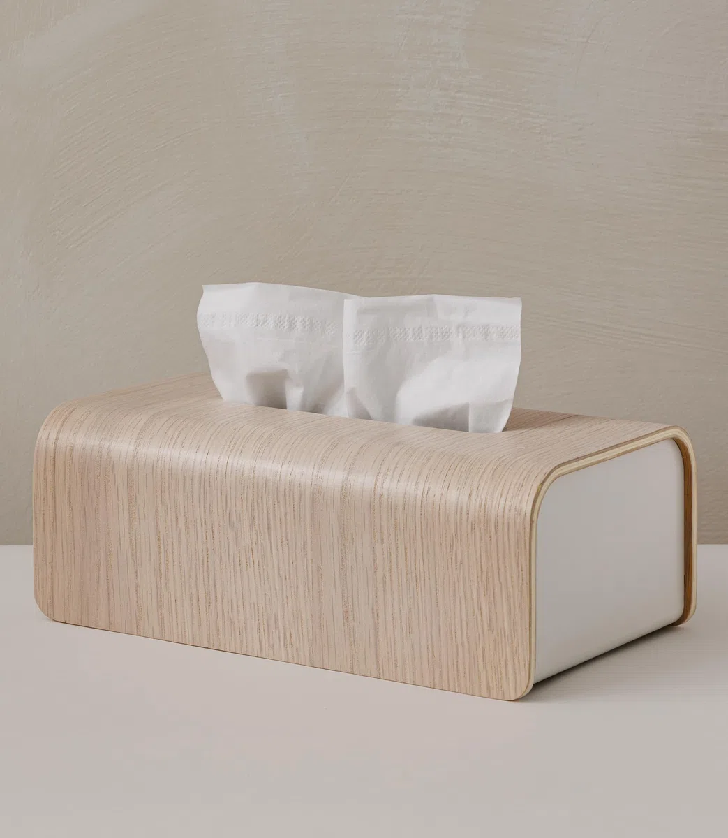 Kazai. Porta Fazzoletti 'Toke' | Impiallacciatura in Legno Massello, certificato FSC | Scatola Porta Fazzoletti Sostenibile in Design Scandinavo | Quercia, bianco