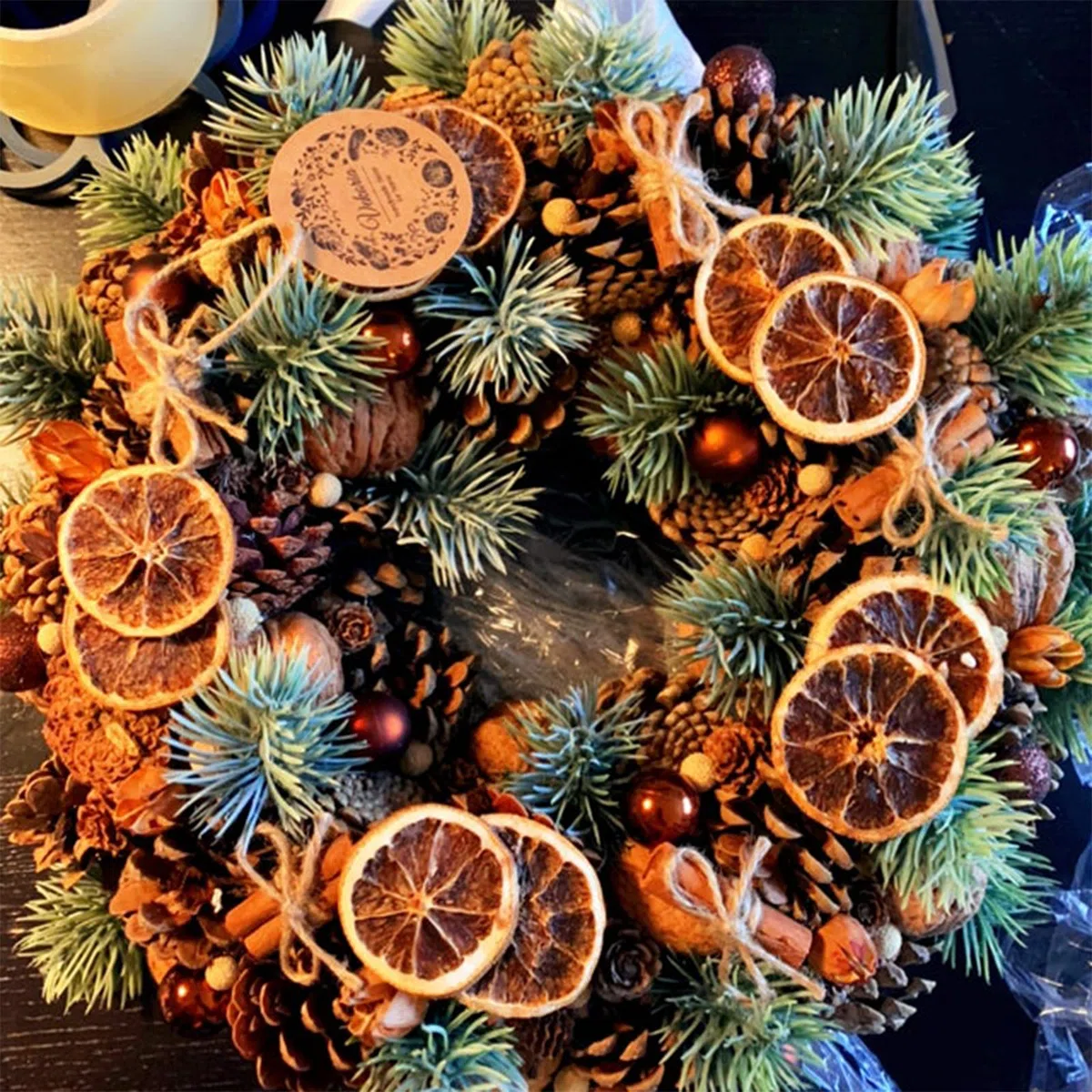 YUNSTK 225 pezzi di forniture per la produzione di ghirlande di Natale, fette di arancia essiccate e bastoncini di cannella, mini pigne kit, accessori per ghirlande floreali per decorazioni natalizie