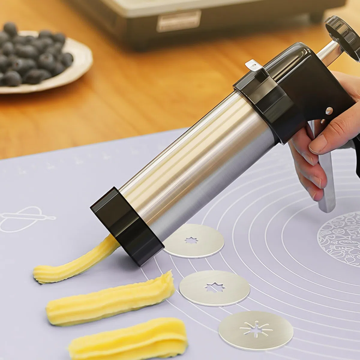 Macchina tradizionale spagnola per fare churro spagnoli per biscotti per gli appassionati di cucina e snack