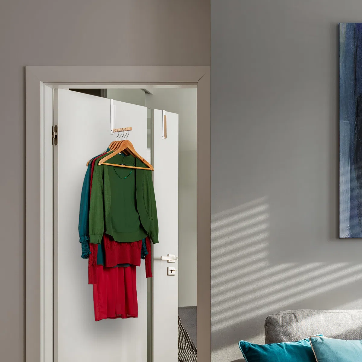 Relaxdays Ganci da Porta Appendiabiti, Set da 2 Appendini Pieghevoli per 6 Grucce Appendi Abiti, Ferro e Legno, Bianco