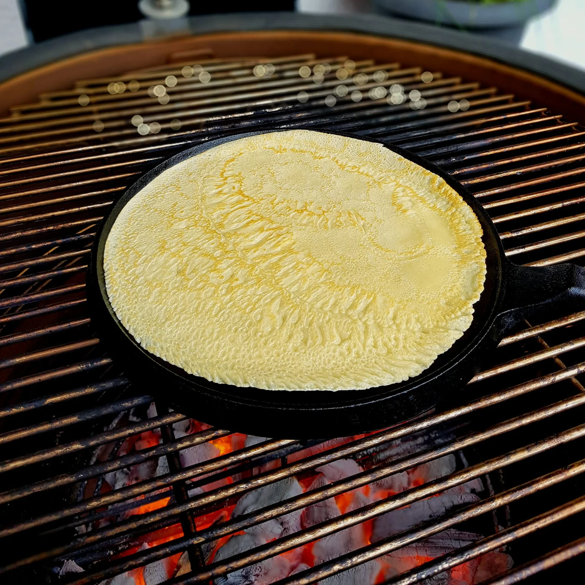 BBQ-TORO - Padella per crêpes in ghisa | Diametro 26 cm I Nero, già stagionata e adatta a piani cottura a induzione, I Pancake Pan per padelle