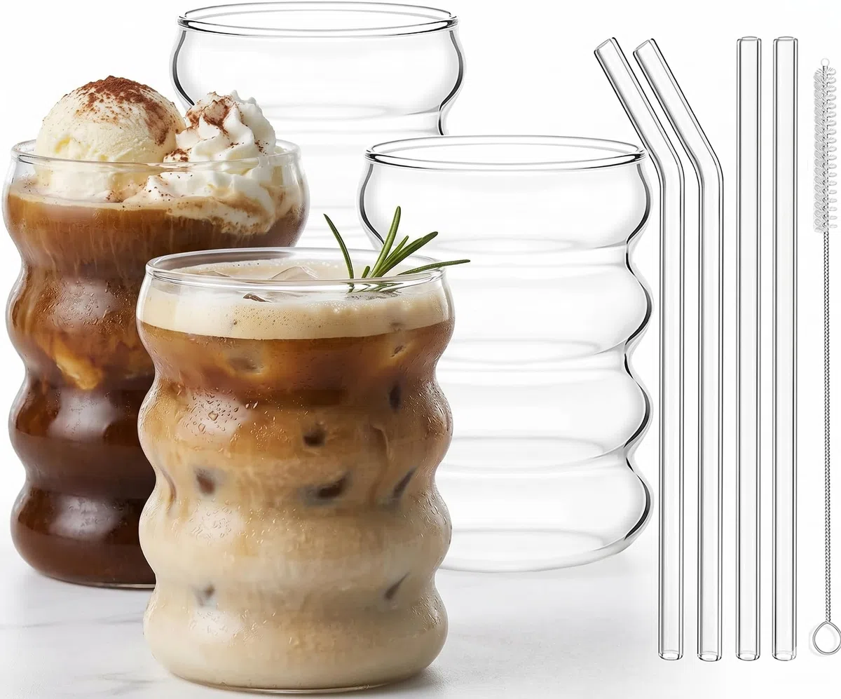 ALINK Set di 4 bicchieri di vetro a coste con cannucce, bicchieri da caffè ghiacciato estetici, bicchieri da caffè ghiacciato, bicchieri ondulati, bicchieri da birra per coctail, soda, regalo con