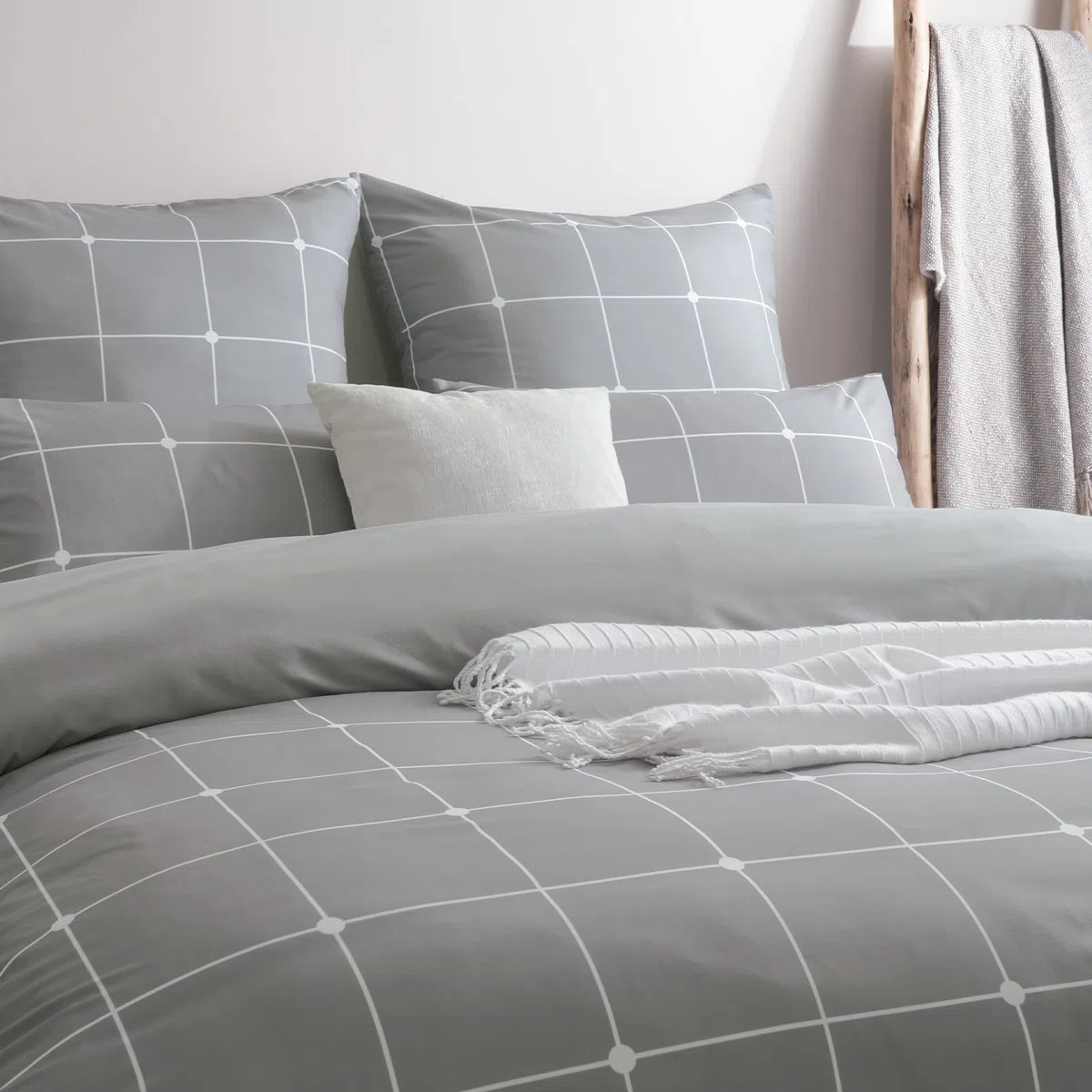 PHF, biancheria da letto 4 pezzi, copripiumino 135 x 200 cm, morbida e non necessita di stiratura, 2 x 135 x 200 cm, con 2 federe 80 x 80 cm, set di biancheria da letto spazzolata con chiusura lampo