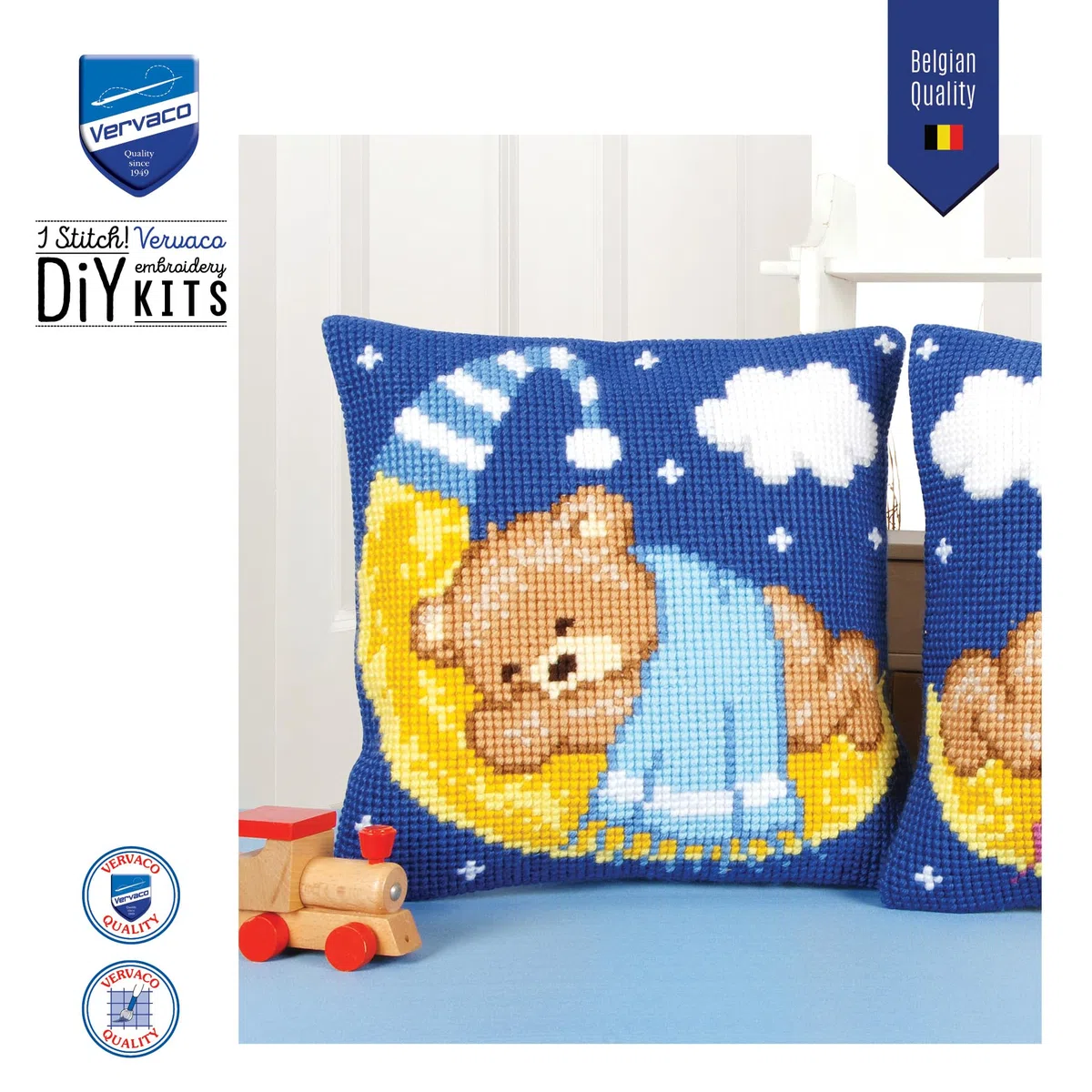 VERVACO Kit Cuscino Punto Croce Orso sulla Luna Blu Set Ricamo Principianti Cuscini Gobelin Decorativi ca. 40 x 40 cm Accessori per Lavoretti Creativi DIY Casa Decor Hobby Adulti Cross Stitch
