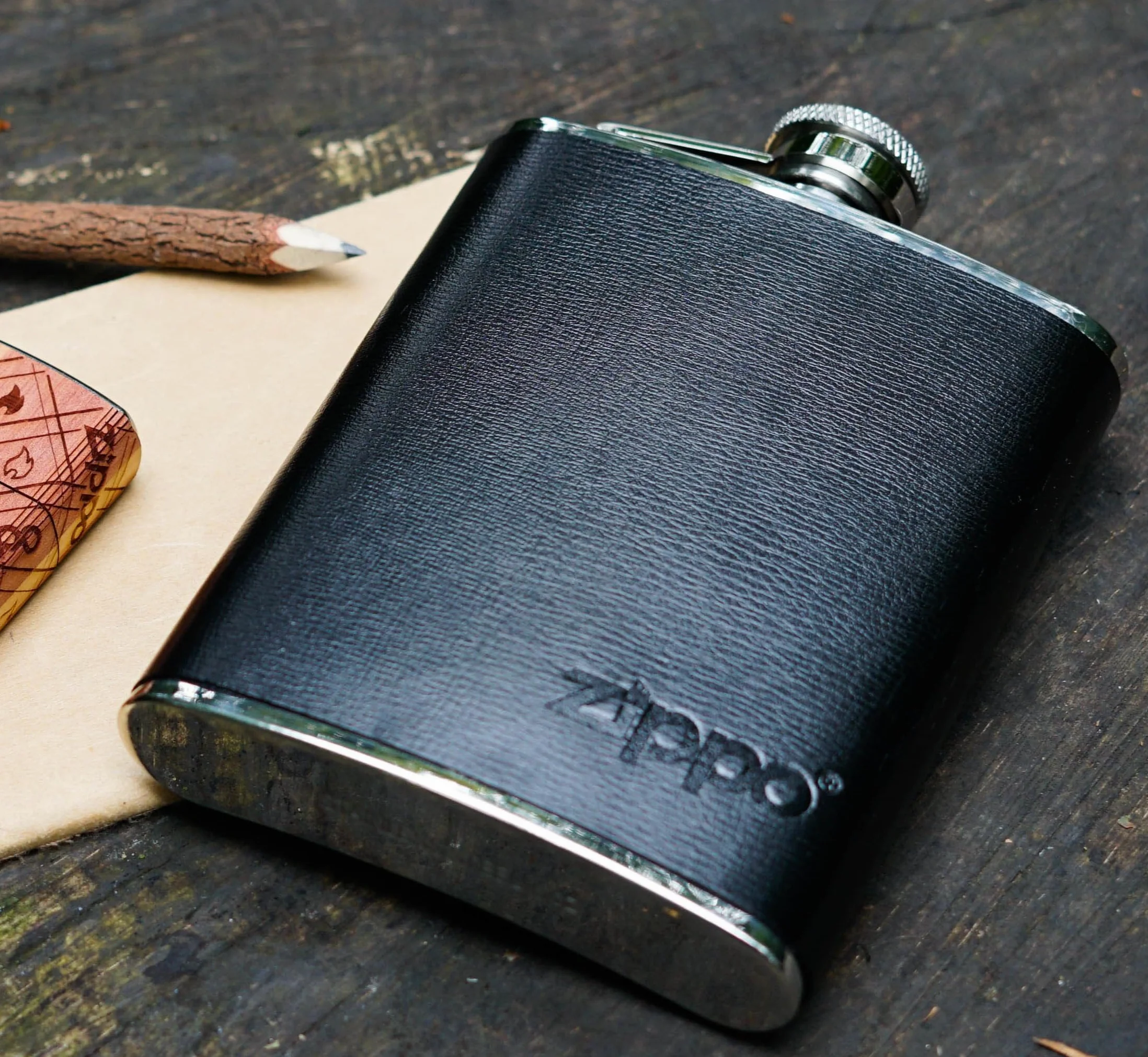 Zippo in Pelle Avvolto fiaschetta, Moka, 170,1 Gram