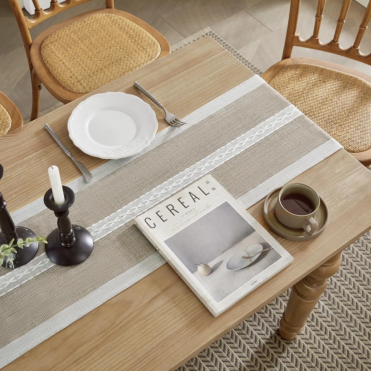 Wracra Runner da tavola in Lino e Cotone con Ricamo, Runner da Tavolo caffè da Esterno per Interni in Stile casalingo 275cm per Decorazioni di Cucina per Sala da Pranzo di Partito