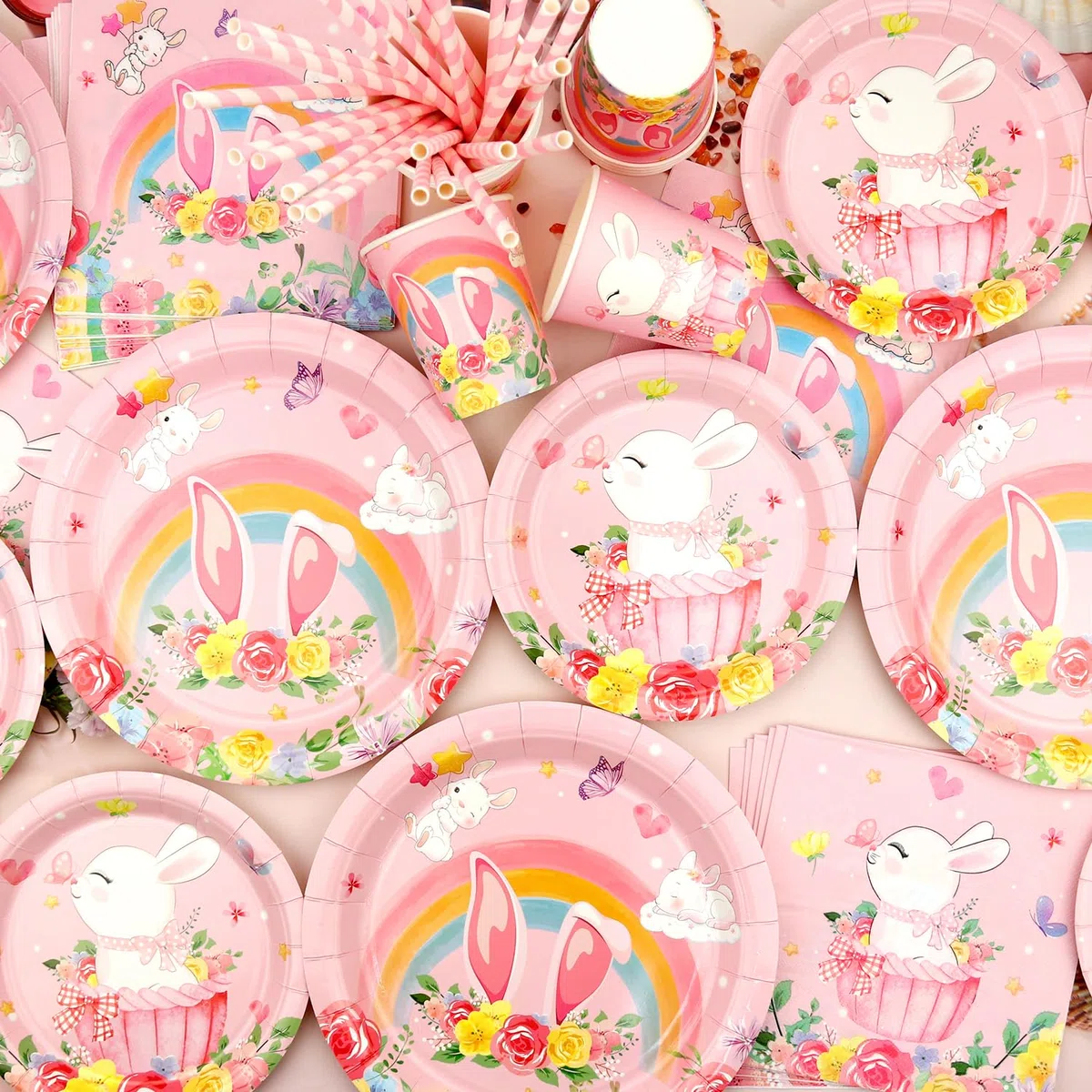 Bunny Decorazioni per feste di compleanno – Accessori per feste con coniglio tra cui striscioni, piatti, decorazioni per torte, bicchieri, tovaglioli, palloncini, tovaglie, per 20 persone (LQ