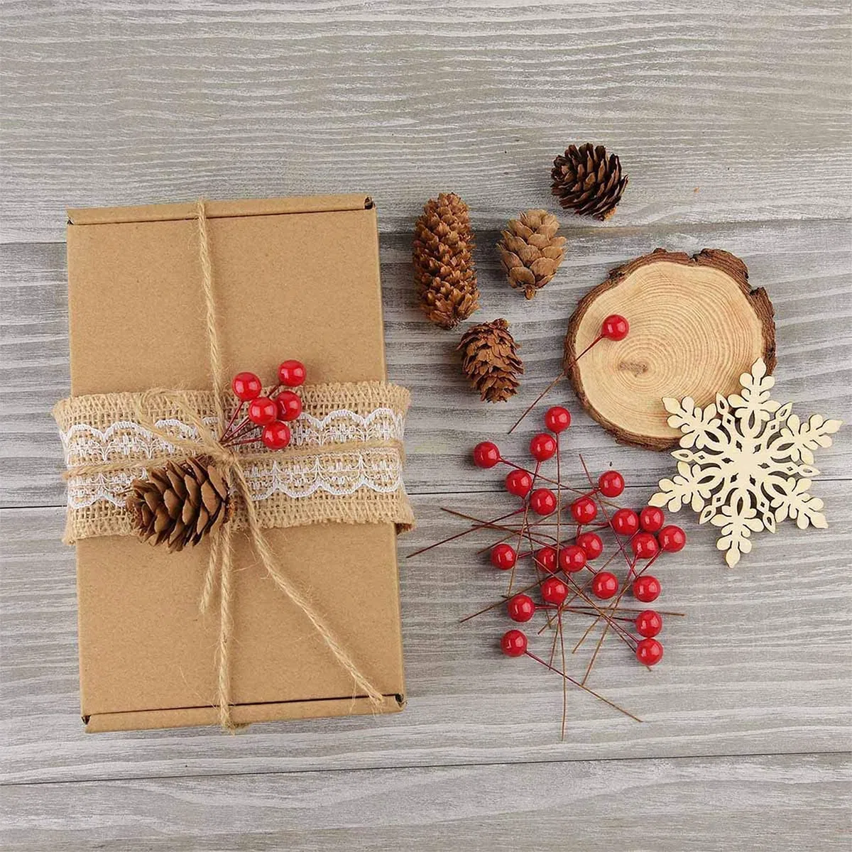 YUNSTK 225 pezzi di forniture per la produzione di ghirlande di Natale, fette di arancia essiccate e bastoncini di cannella, mini pigne kit, accessori per ghirlande floreali per decorazioni natalizie