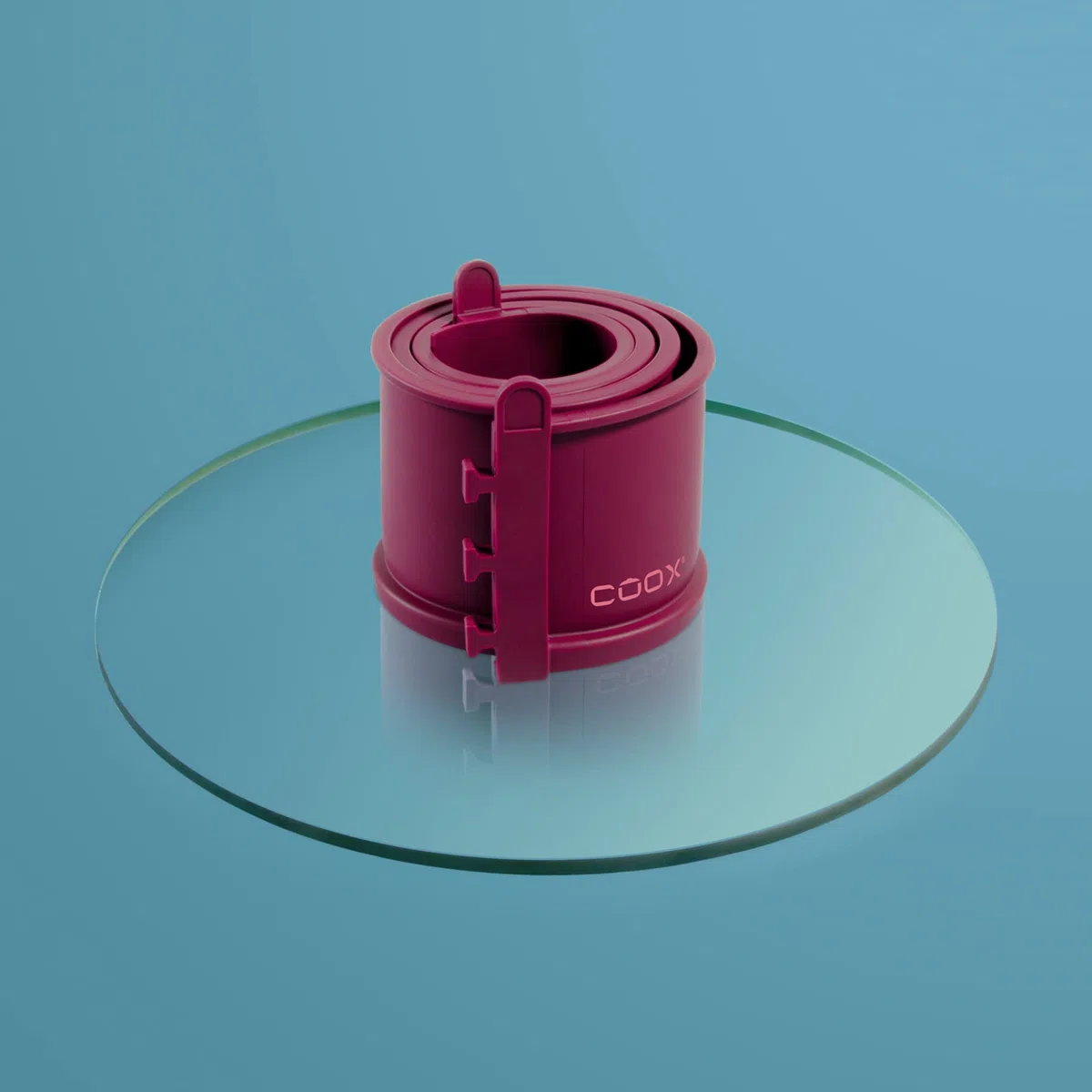 coox Teglia apribile con fondo in vetro Ø 26 cm in rosso scuro, cuocere e tagliare direttamente sulla lastra di vetro, non è necessario spostare