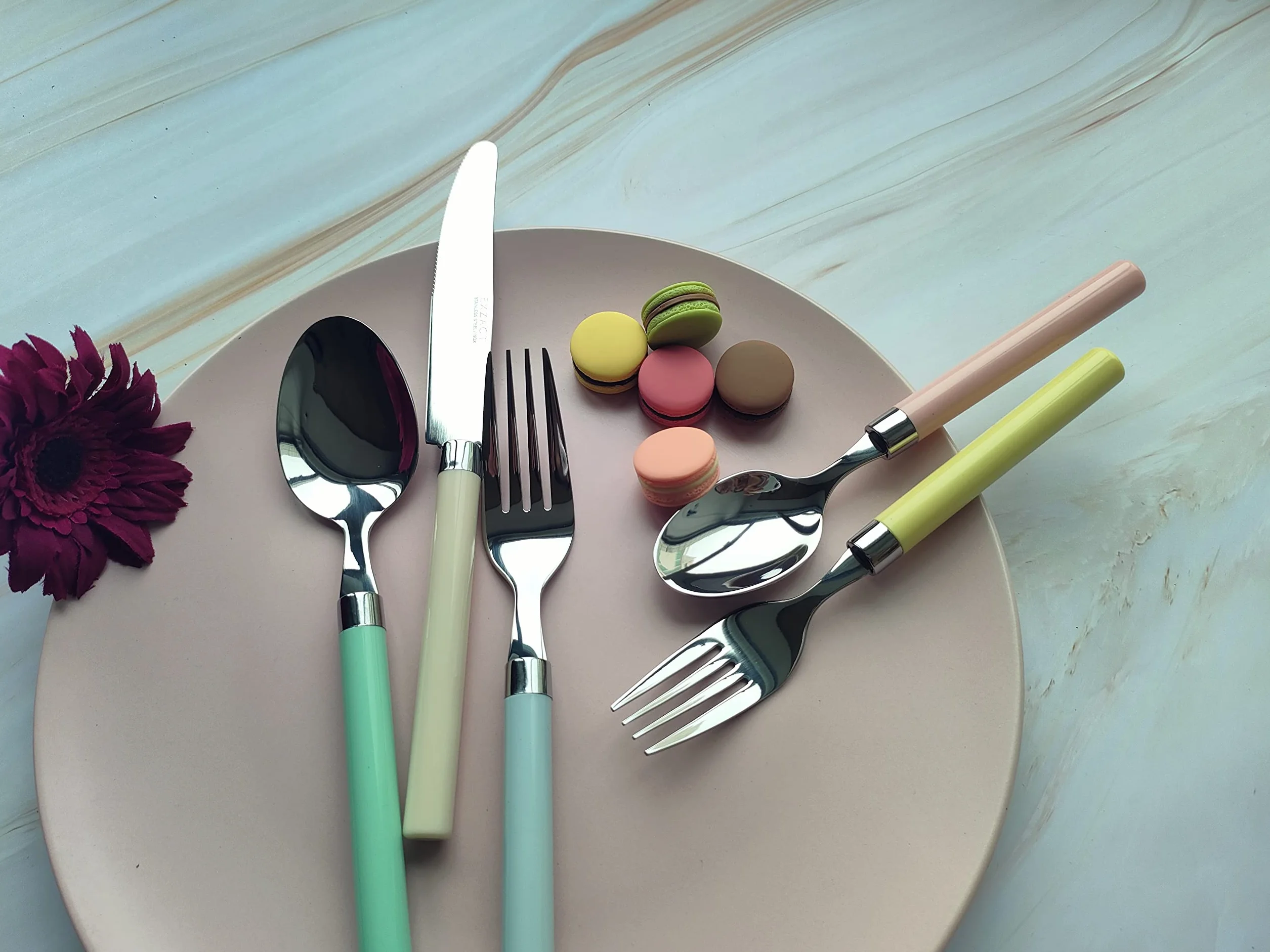 Exzact Set di posate 20 pezzi in acciaio inox, Lavabile in lavastoviglie, colori misti
