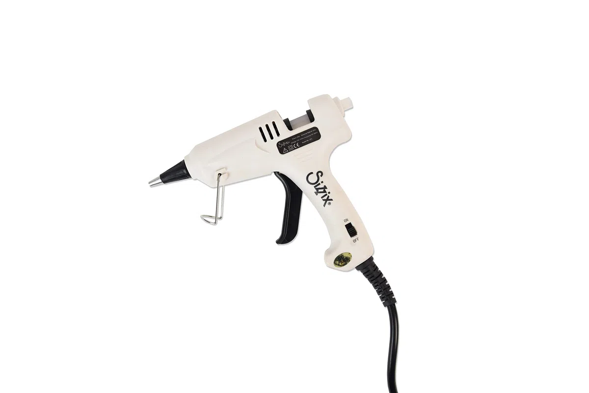 Sizzix Accessory Pistola Colla a Caldo con Punta di Precisione - Compatibile con Stick da 7mm - Spina UK e Adattatore EU