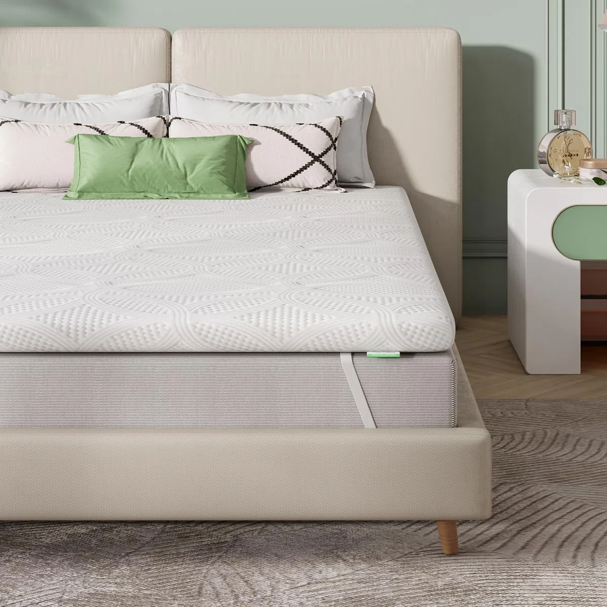 Novilla Topper 160x190, Topper Matrimoniale in Memory Foam e Schiuma Traforata Comfort 5cm，Tessuto Traspirante e Delicato Sulla Pelle con Elastiche Antiscivolo, Sfoderabile e Lavabile Oeko-TEX
