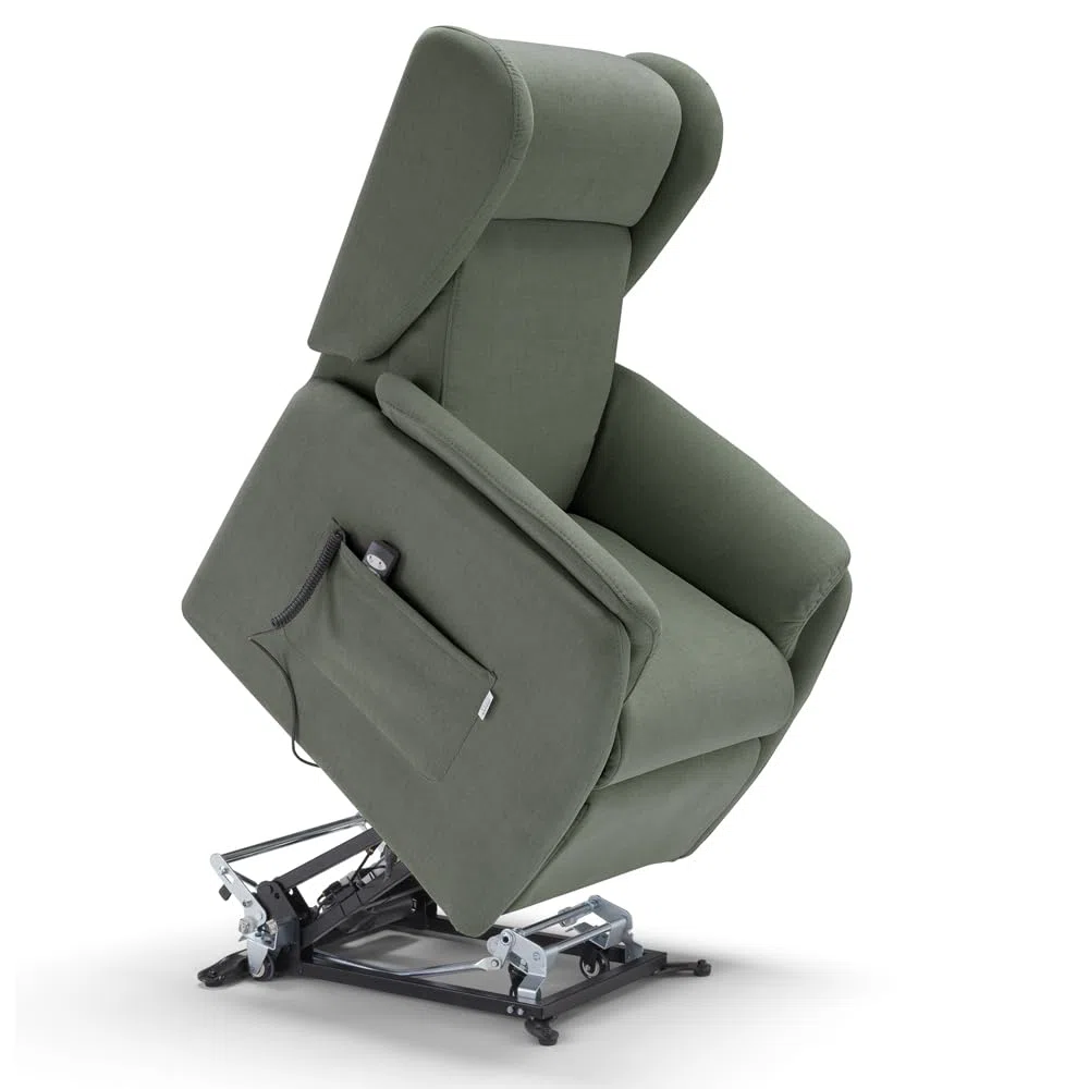 Poltrona relax elettrica FIRENZE MADE IN ITALY per anziani e disabili con kit batteria optional, 2 motori, 4 ruote, optional antimacchia (Senza Kit Batteria, Tessuto Antimacchia, Verde Foresta)