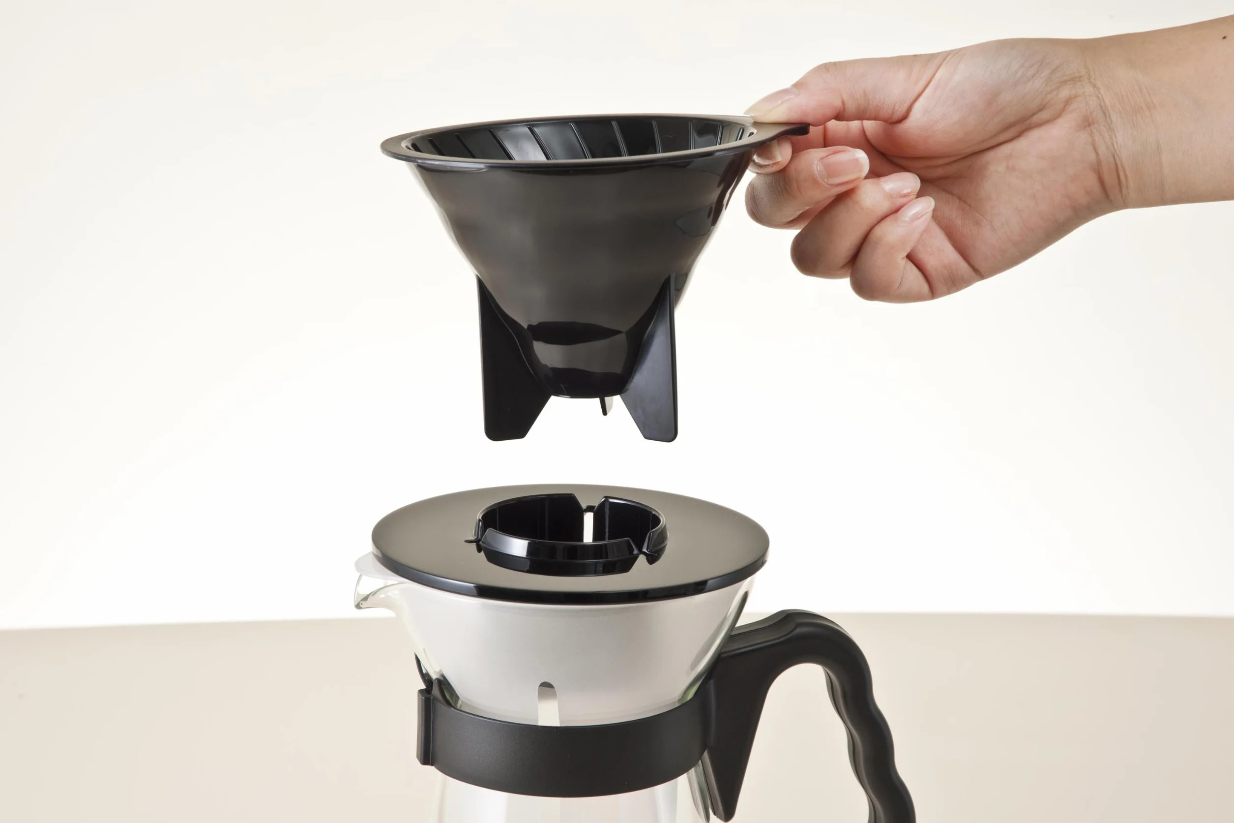 Hario V60 "Fretta" Caffettiera calda e fredda, 700 ml, nero