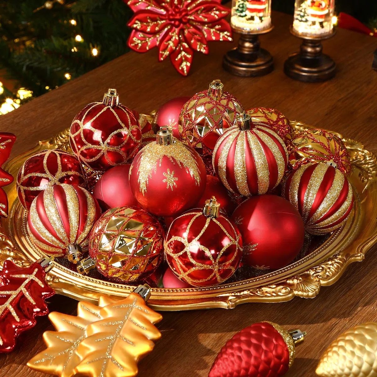 SHareconn 2025 Nuovo set di ornamenti di 106pcs Baubles di Natale, Baubles decorativi di plastica infrangibile per decorazioni dell'albero di Natale, Rosso rubino E Oro