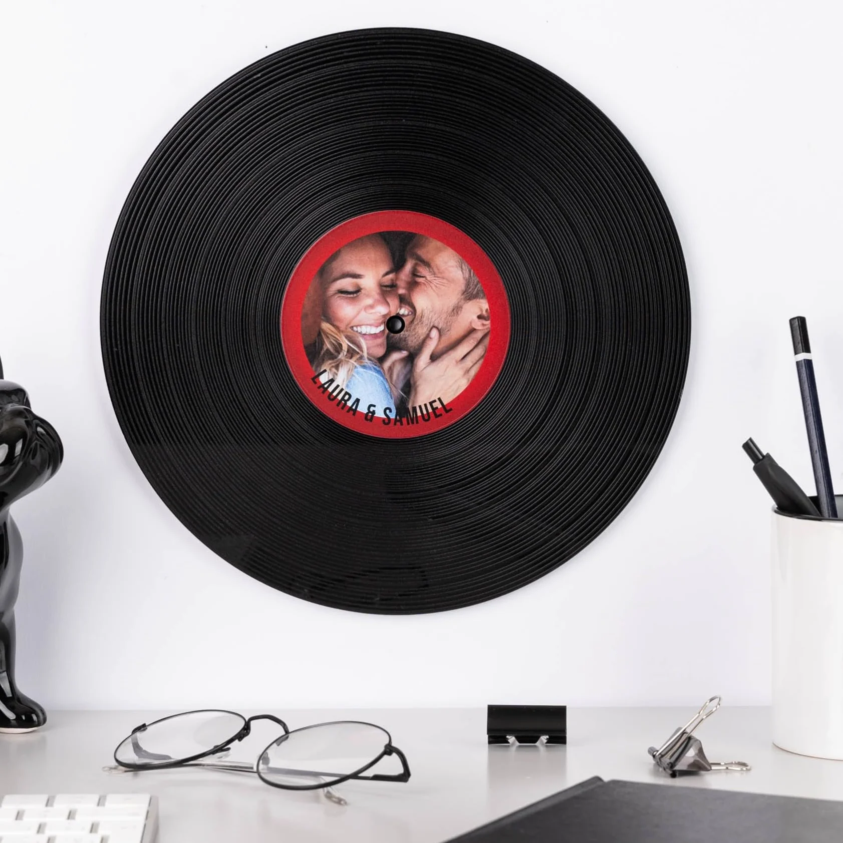 Wanapix | Disco in Vinile Personalizzato con Foto e Testo | Disco in Vinile Decorativo | Da Appendere | Gancetto per Appenderlo al muro Incluso | Regalo Originale | 30ø cm