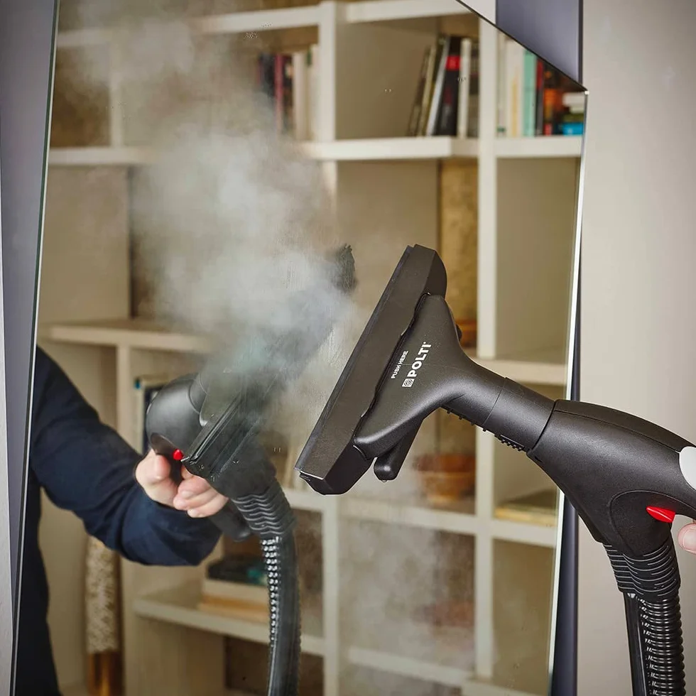 Polti Vaporetto Lecoaspira FAV30, Pulitore a Vapore e Aspirapolvere con Filtro ad Acqua, Doppia Funzione, Potenza Totale 2450 W, Pressione Max Caldaia 4 Bar, Tappo di Sicurezza, Bianco