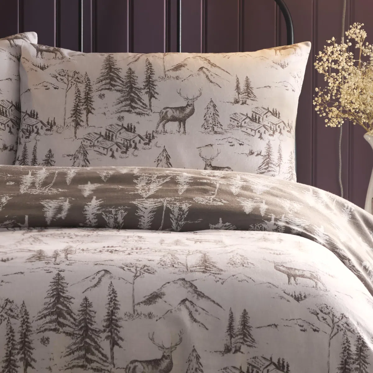 Dreams & Drapes Lodge Alpine - Set copripiumino con cervo, 100% cotone spazzolato, per letto singolo, 140 x 200 cm, naturale, con stampa di Mountain Lodge disegnato a mano