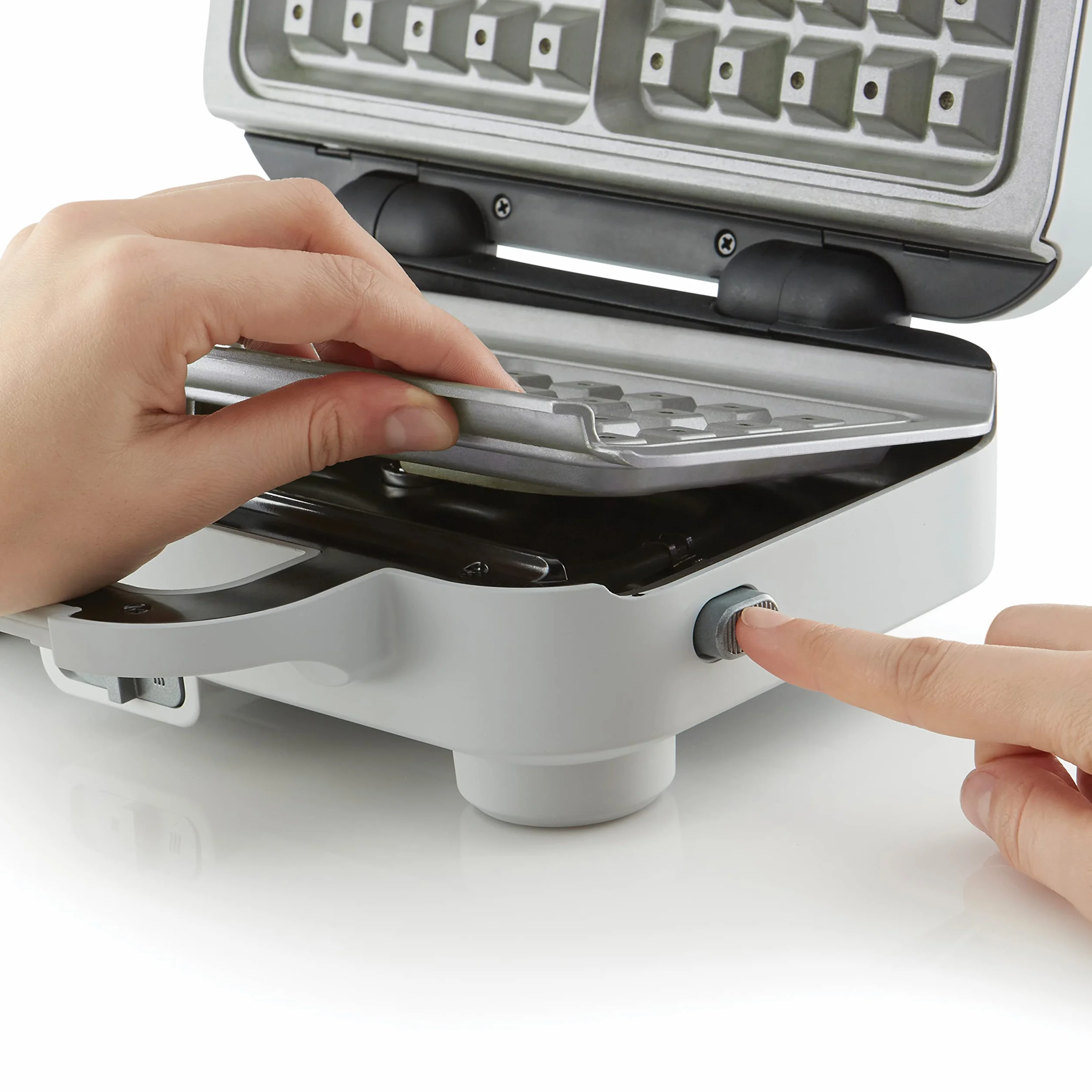 Breville DuraCeramic Piastra per waffle, Piastra per waffle antiaderente e facile da pulire con piastre rimovibili Deep-Fill, Bianca e acciaio inossidabile VST072X