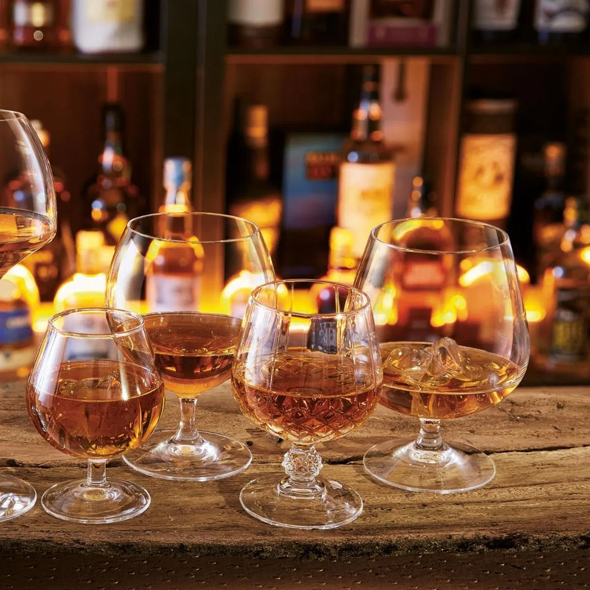 Arcoroc Bicchiere da cognac in vetro della serie Degustation, senza graduazione, 410ml, Senza indicatore di riempimento
