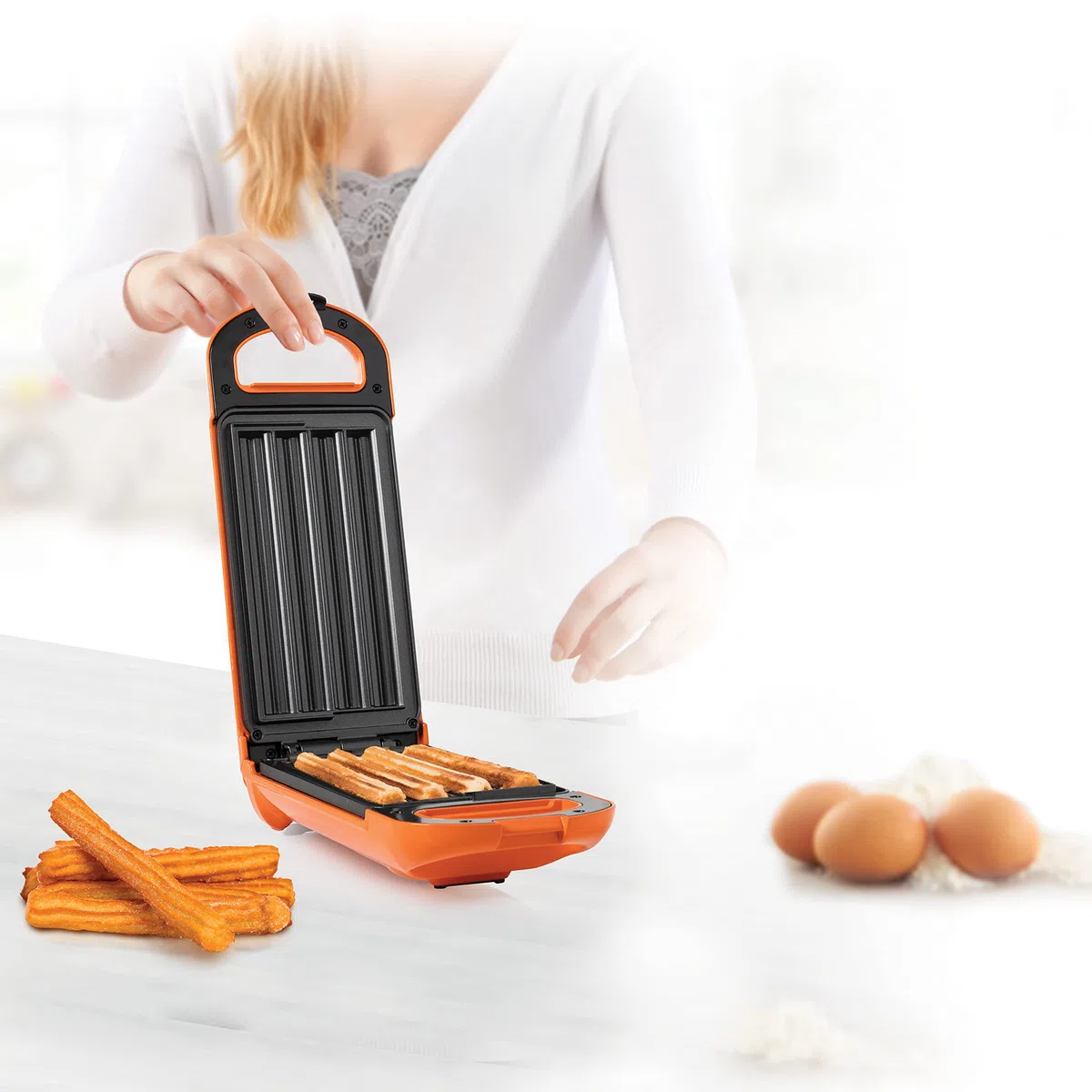 Princess Churros Maker Flip 112741, 4 churros alla volta, con pratica funzione di rotazione, Arancio