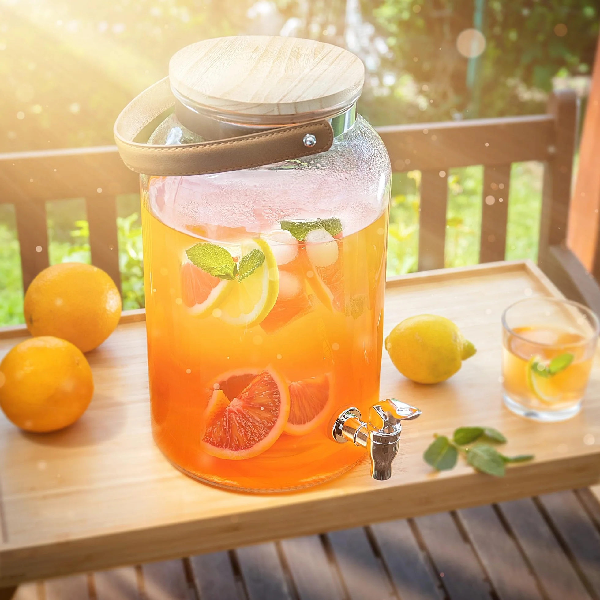 KADAX Dispenser per bevande da 5,6 litri, distributore di limonata con rubinetto e coperchio, grande erogatore di acqua in vetro, dispenser di succo, contenitore per bevande, contenitore in vetro