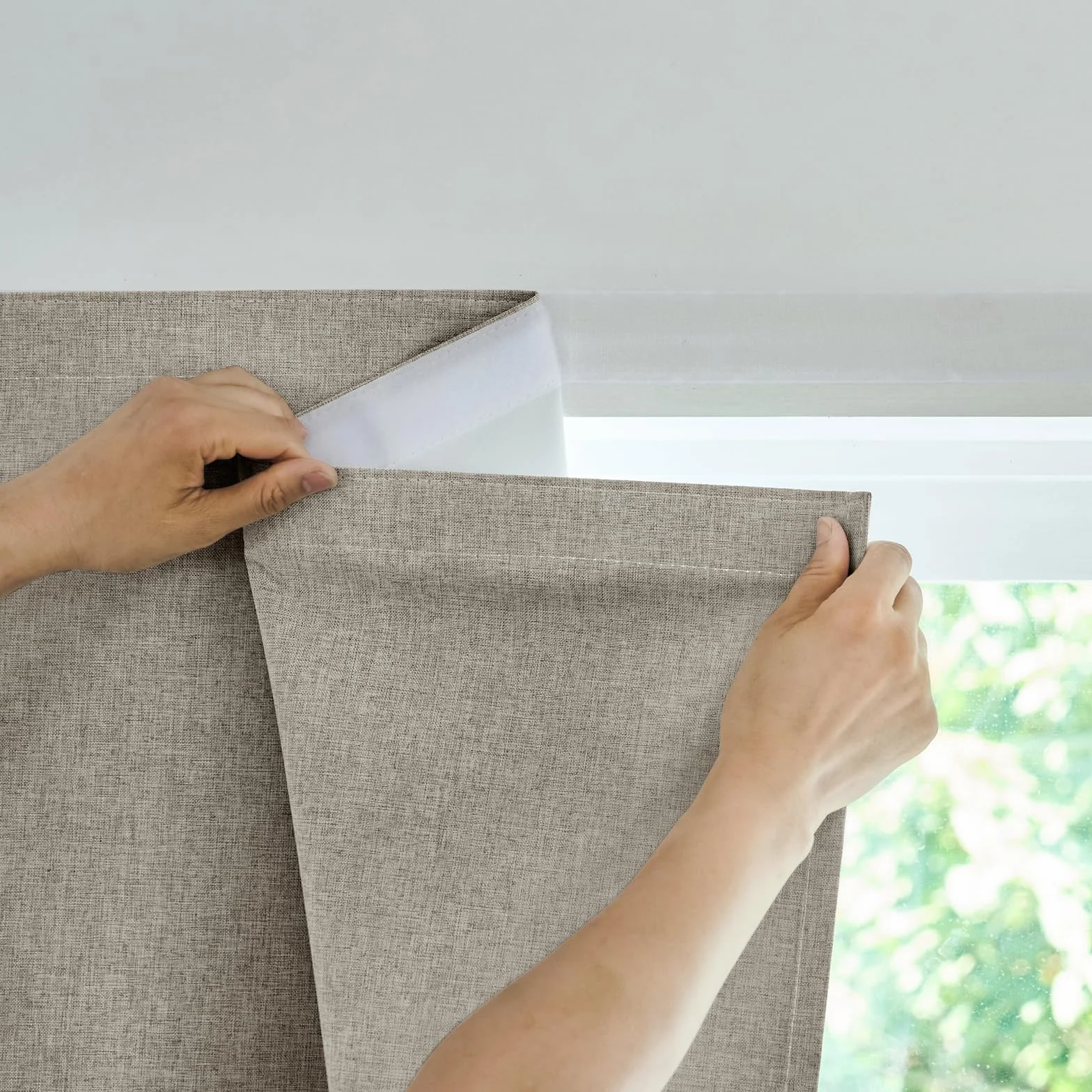 Jilron Tenda per Porta Opaca con Adesivo 100% Impermeabile Senza Forare per Interni Camera da Letto Soggiorno Protezione Solare per Finestre Protezione dal Calore (Caffè Chiaro-H182 x L64 cm