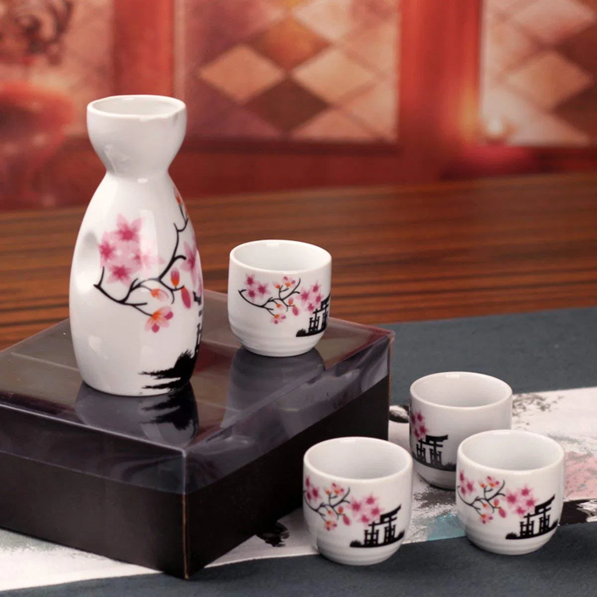Lawei Set di sake giapponese in ceramica, 5 pezzi, motivo: fiori rosa