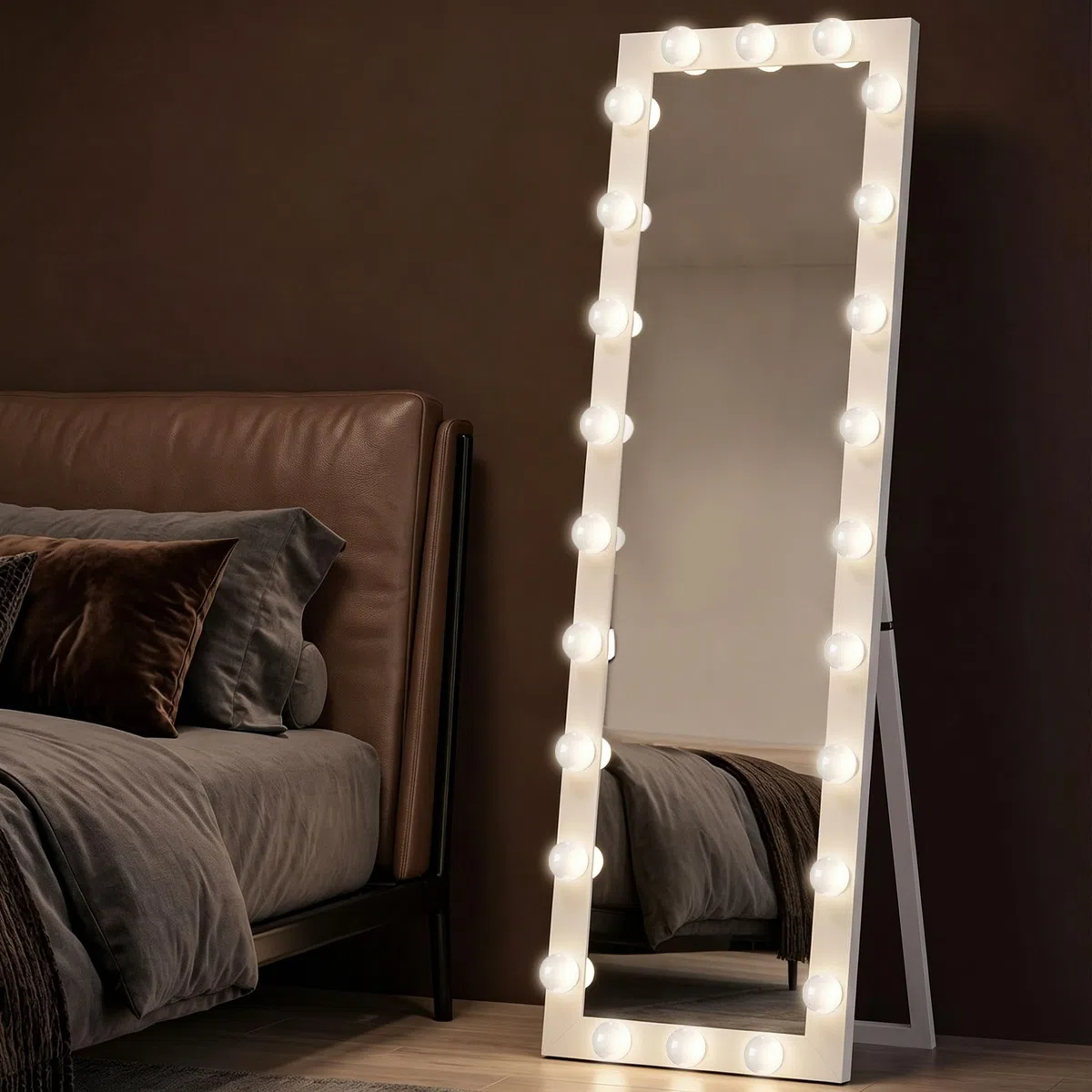 HOMCOM Specchio a figura intera 150 x 40 cm Specchio a LED con 24 lampadine 3 colori di luce dimmerabili Specchio da parete con interruttore a sfioramento, funzione memoria specchio reclinabile per