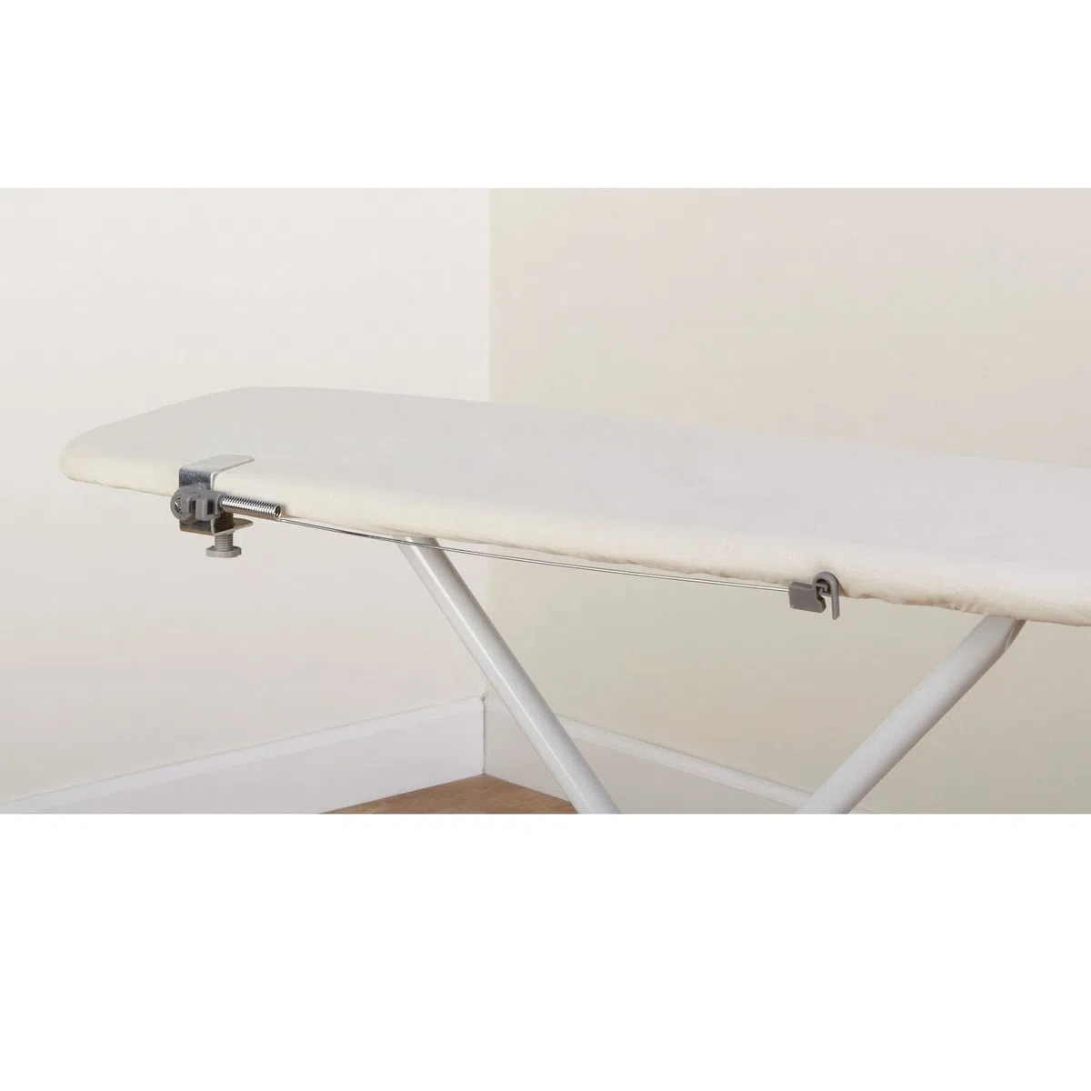Household Essentials 175 Minder del Cavo in Ferro Verniciato a Polvere, Argento, Altezza 45,7 cm