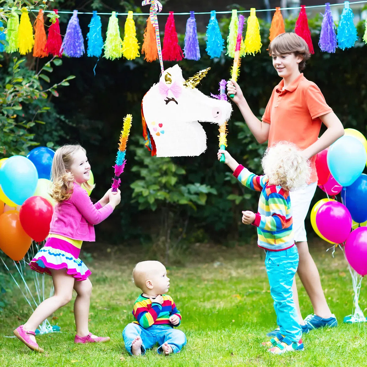 Relaxdays Pignatta a Forma di Unicorno, da Appendere, per Bimbi e Bimbe, per Feste Compleanno, da Riempire, Bianco