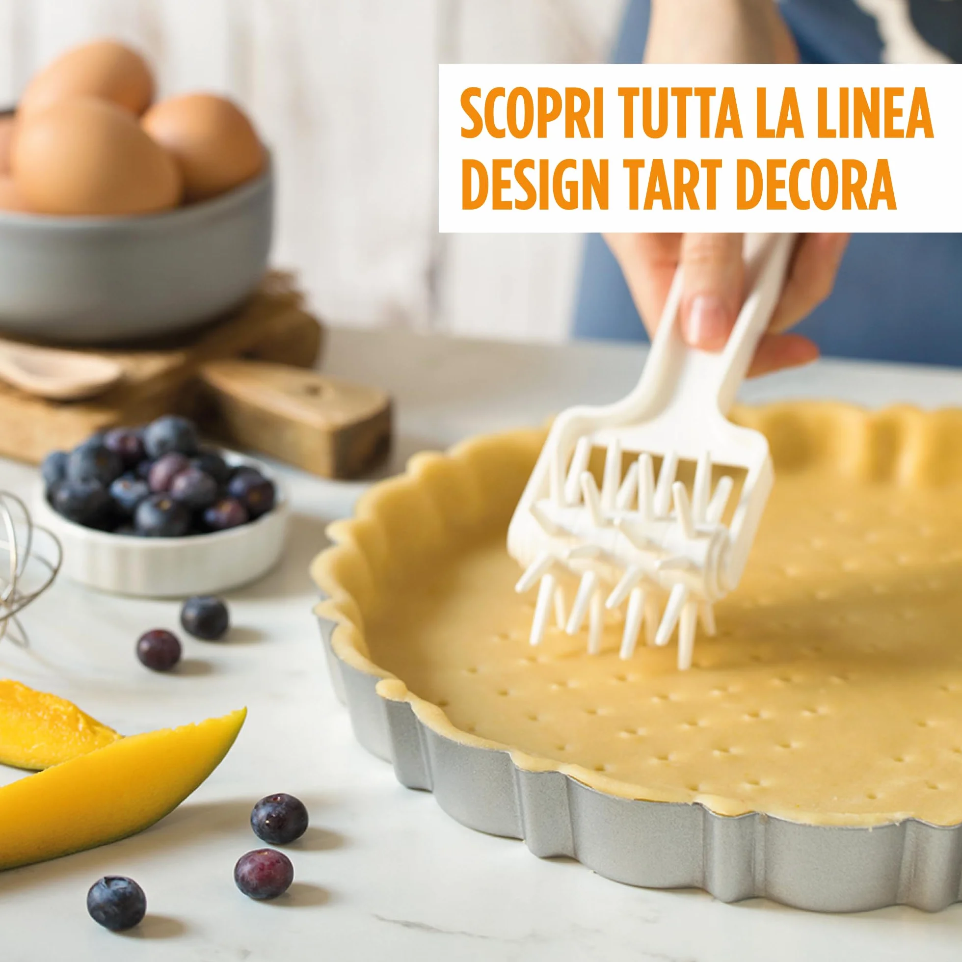 Decora 0075056 Stampo Crostata con Fondo Mobile da 25 X 23 X 3 H Cm, in Acciaio Antiaderente, Cuore, per sformare Dolci facilmente, Design Professionale Registrato, Brevettato