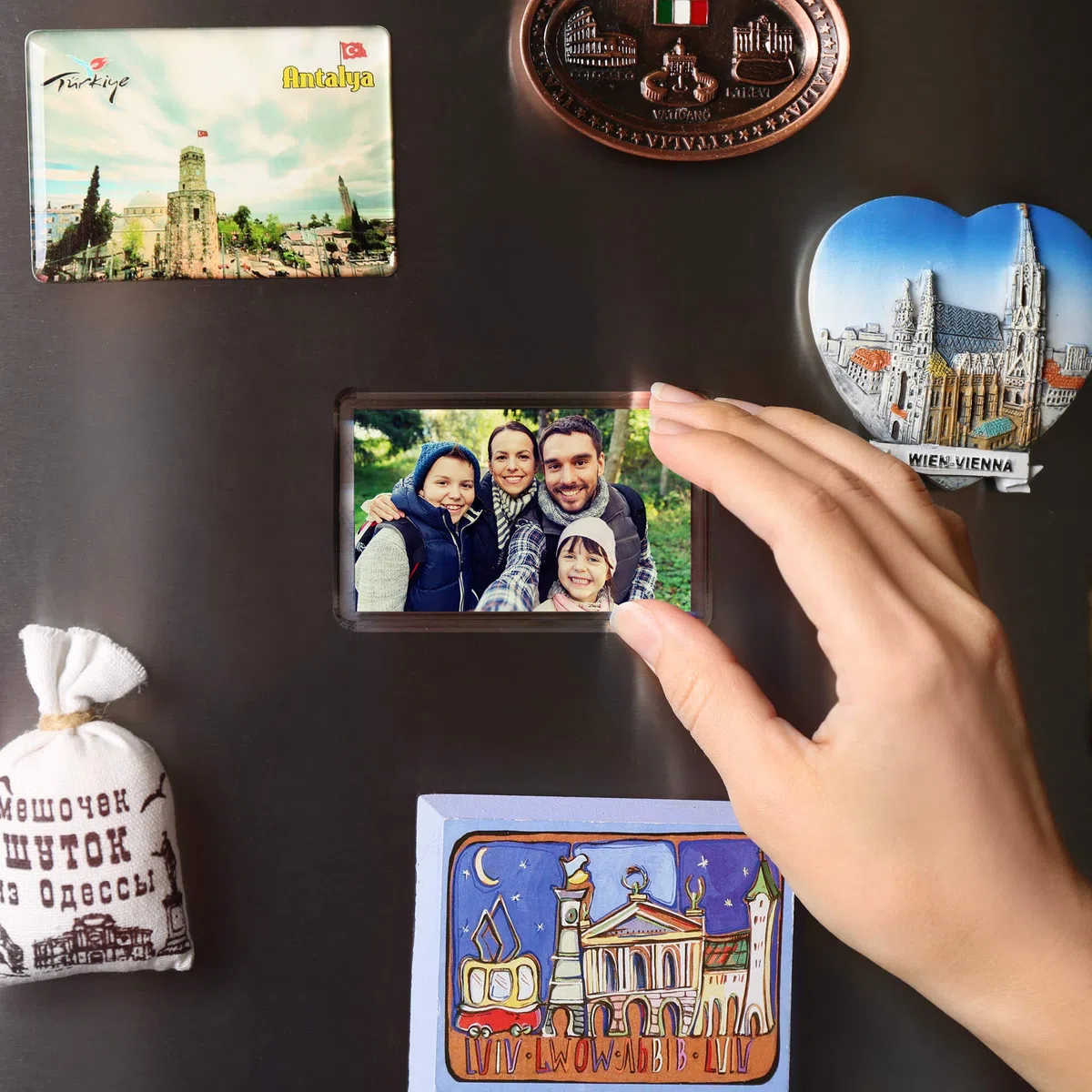 MATANA 50 cornici magnetiche, magnetiche frigo, 7 x 4,5 cm, regalo personalizzato, regali per gli ospiti per compleanni, matrimoni, battesimi, Natale e altro