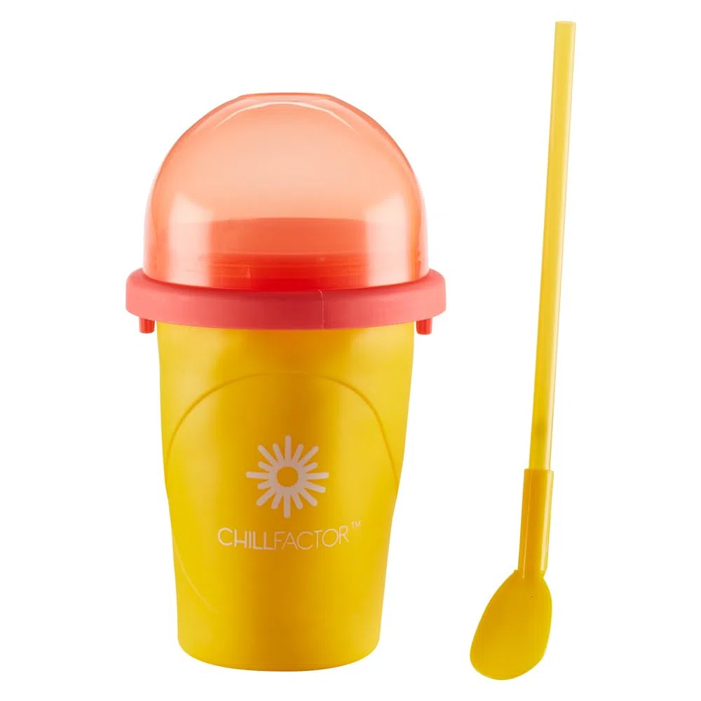 Chillfactor CO07950 Frutta della Passione: Macchina di Granizzazione con Bicchiere Riutilizzabile e Cannuccia Inclusa, Bandai