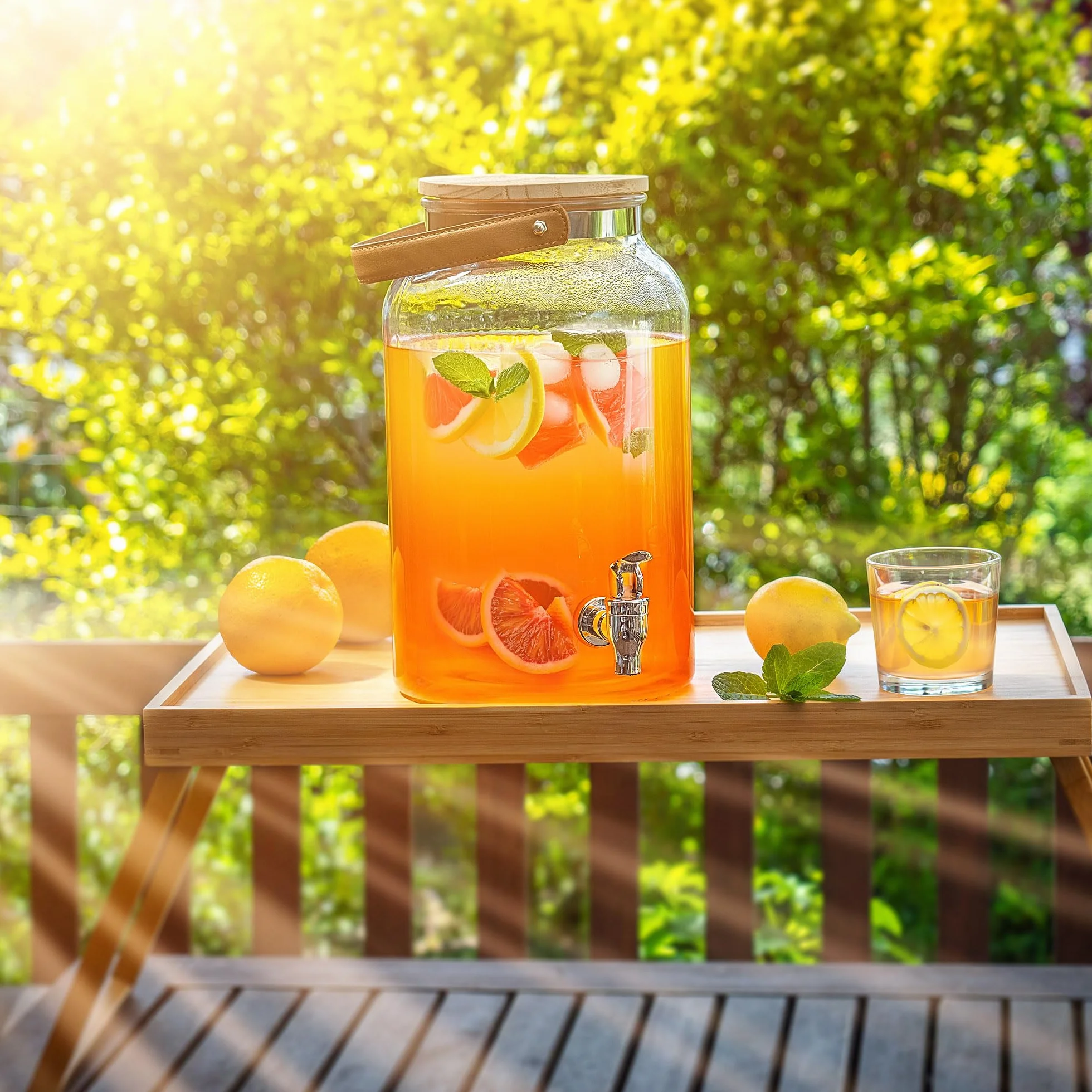 KADAX Dispenser per bevande da 5,6 litri, distributore di limonata con rubinetto e coperchio, grande erogatore di acqua in vetro, dispenser di succo, contenitore per bevande, contenitore in vetro