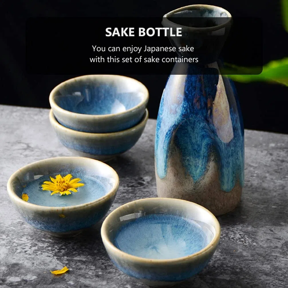 HEMOTON Porcellana Bottiglia di Sake Set Giapponese Tokkuri Sake Pentola con 4 Tazze di Ceramica Tradizionale Bene Che Serve Bottiglia di Vino Caraffa per La Casa Partito