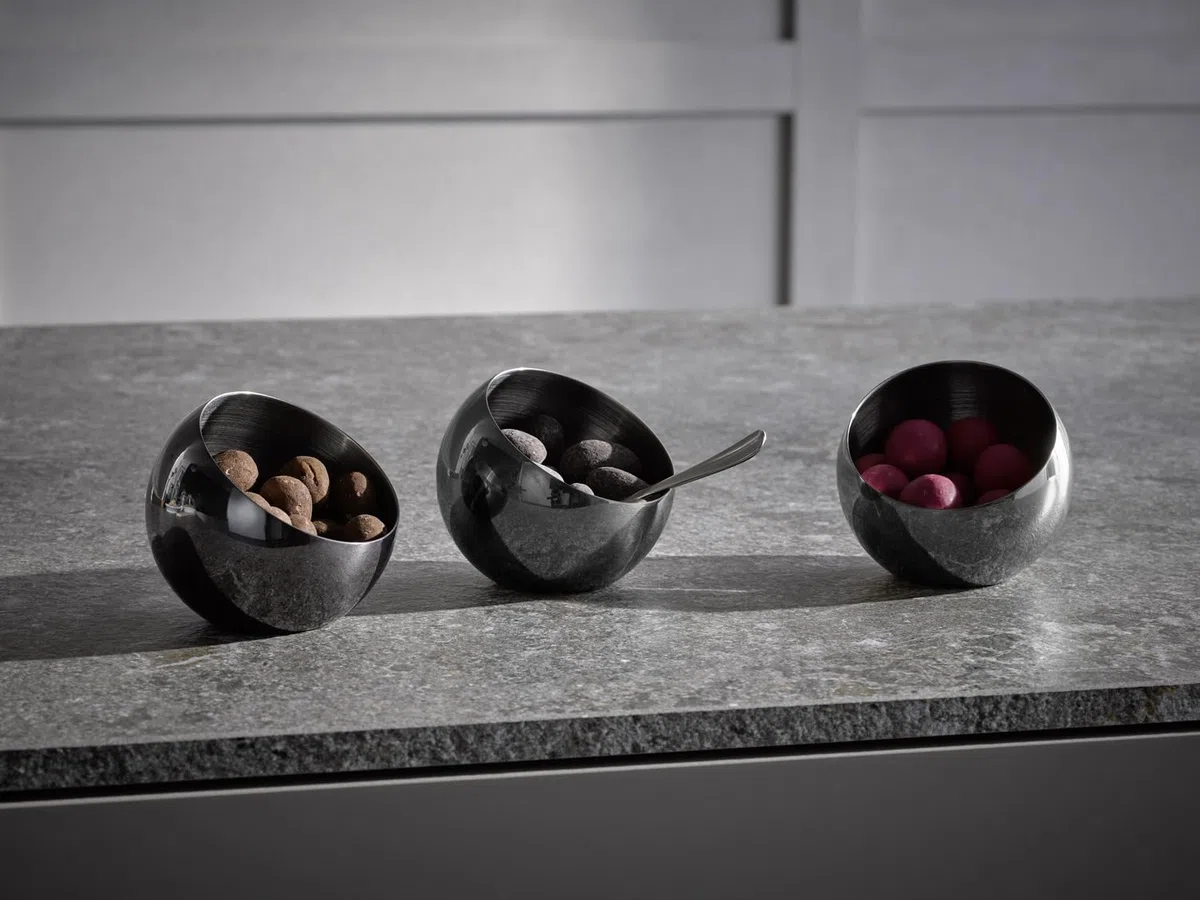 APS 40772 - Set di 3 ciotole SPHERE, diametro 8 cm, altezza 7 cm, 0,1 litri, in acciaio inox, effetto gunmetal