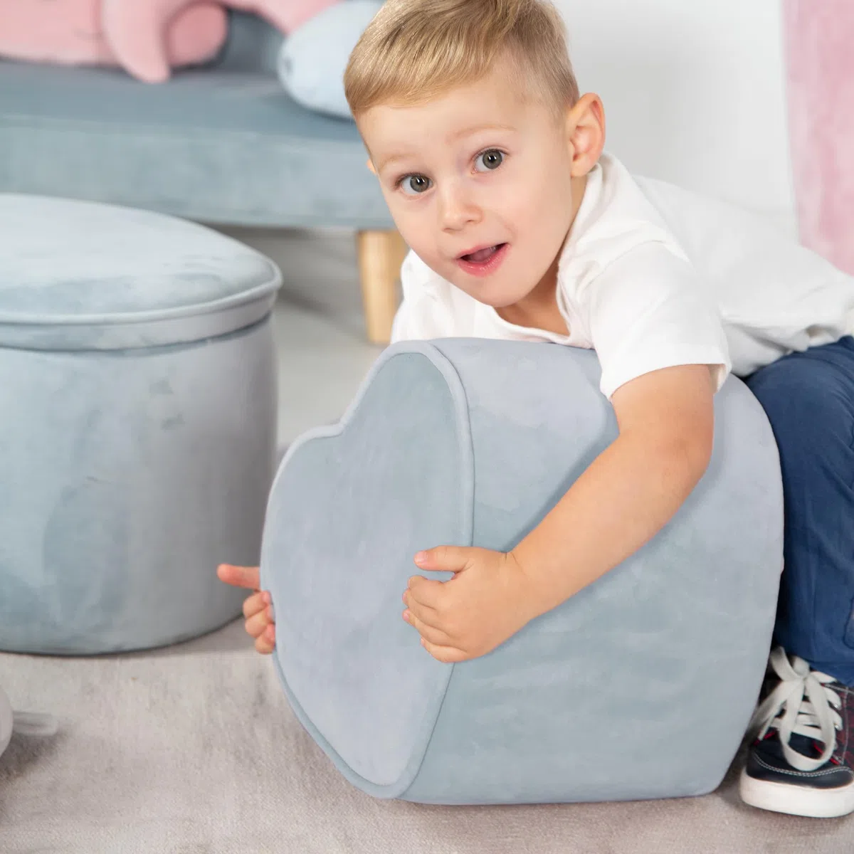 roba Pouf per Bambini a forma di Cuore Lil Sofa - Rivestito in Velluto - con Contenitore - Multifunzione -Arredamento per Bambini - per la Cameretta - dai 18 Mesi - Azzurro