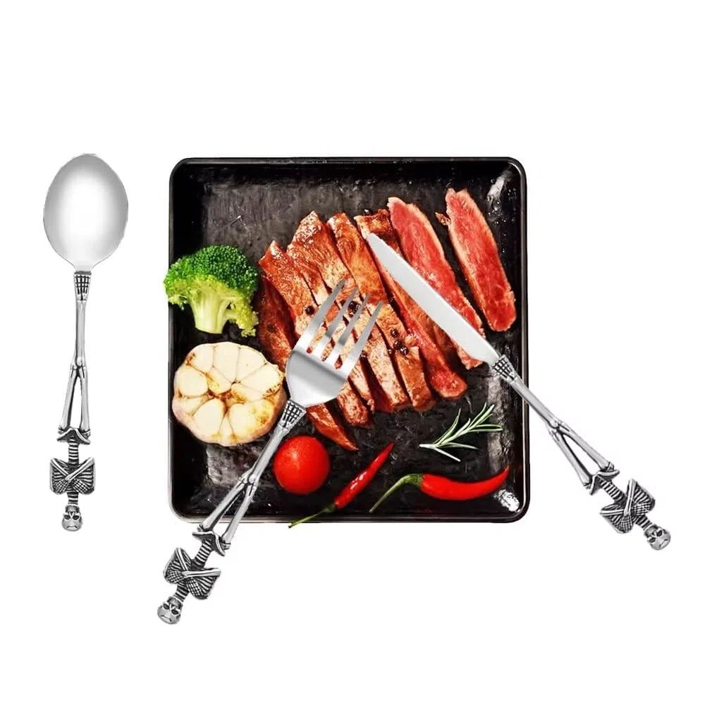Set di posate scheletriche, cucchiaio forchetta design unico con teschio in acciaio inossidabile per Halloween Pasqua e Natale (scheletro con coltello)