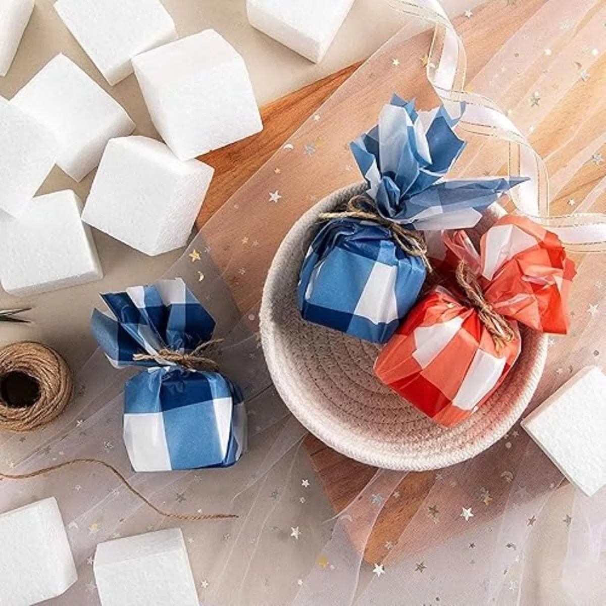 Cubi in Polistirolo, Blocchi Quadrati per Cake Design, Scultura e Fai da Te, Basi Cubetti in Polistirene Espanso per Hobby, Decoupage, Composizioni Floreali e Modellismo (50x50x50 cm)