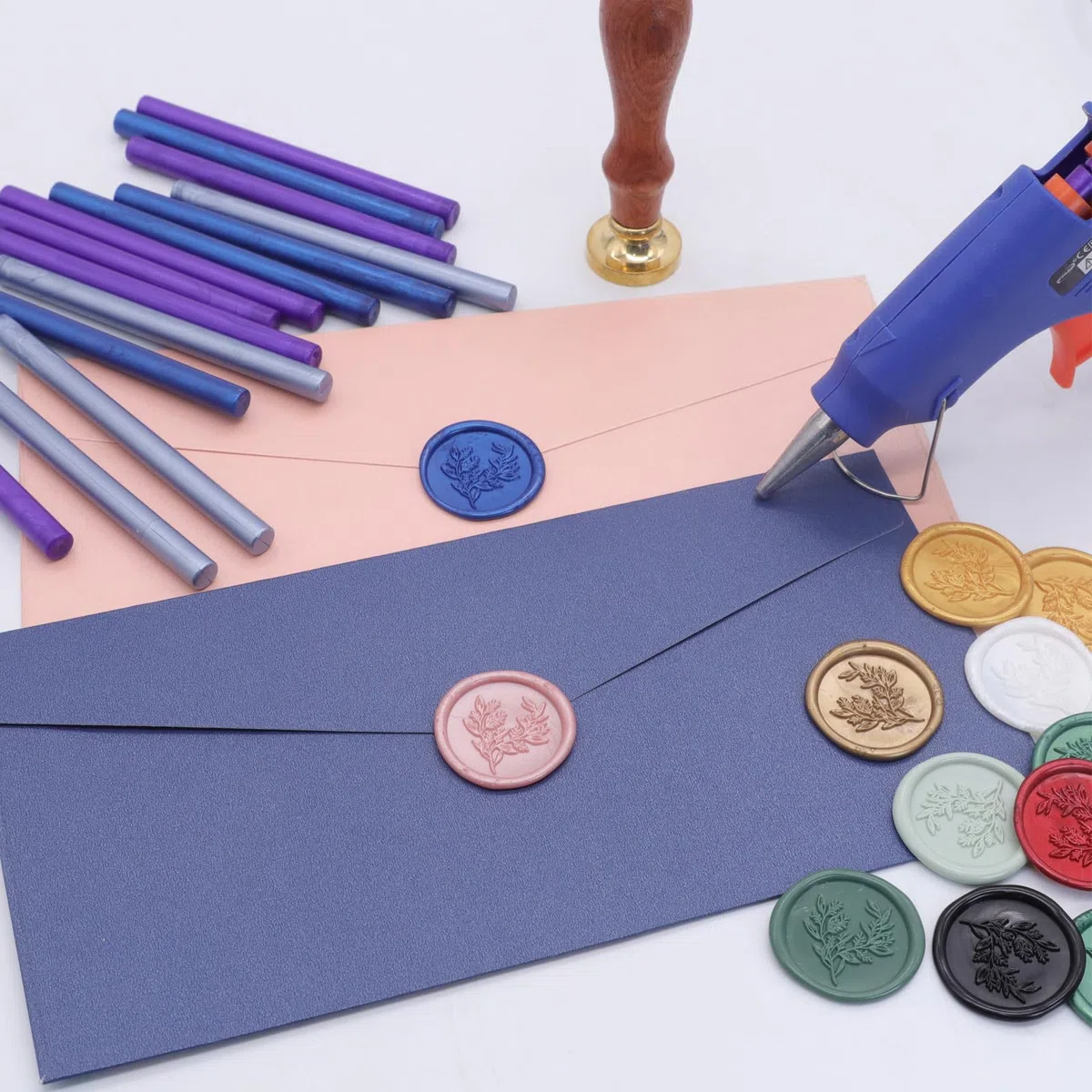 Bastoncini di ceralacca blu polveroso 26 pezzi, Andotopee, bastoncini di ceralacca per pistola colla per sigilli di timbri, cera di alta qualità per lettere, buste, inviti di nozze, artigianato
