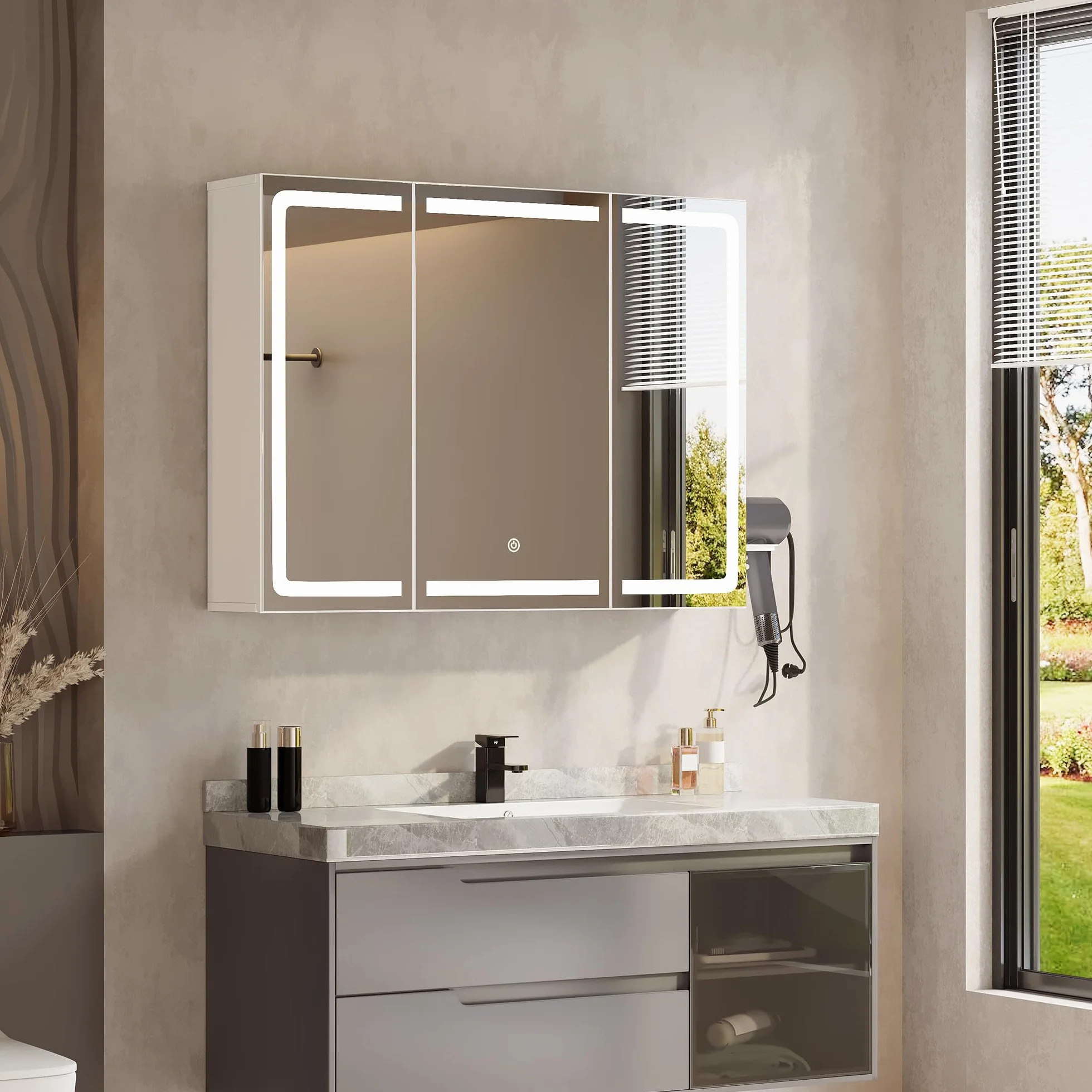 Xbro Armadietto Bagno con Specchio e Luce LED Regolabile, Mobile Bagno con Presa e Ripiano Laterale, Specchio Bagno Contenitore Sospeso per Spazi Compatti 80x16x60 cm
