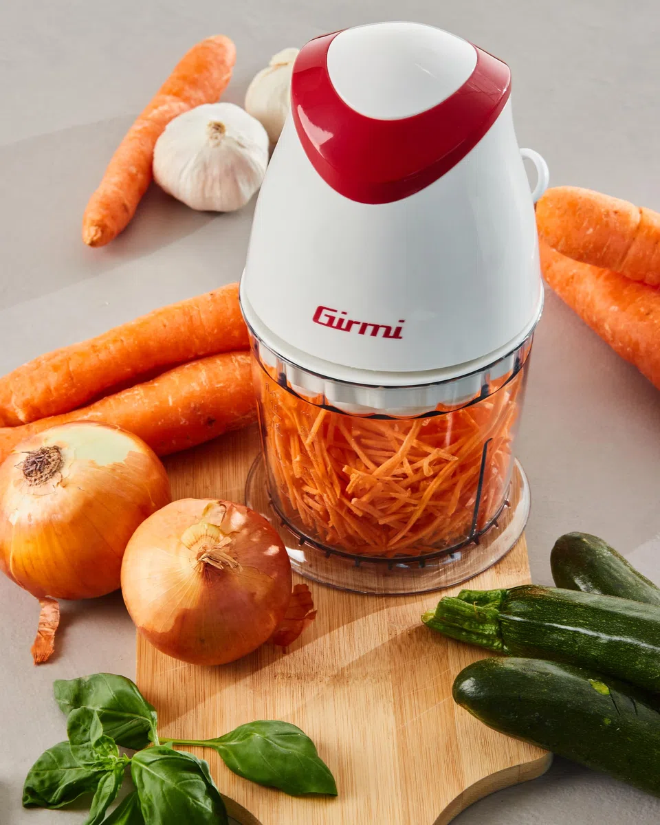 Girmi TR01 Tritatutto, 350 W, Lame Inox, Funzionamento PULSE, 500 ml, Bianco
