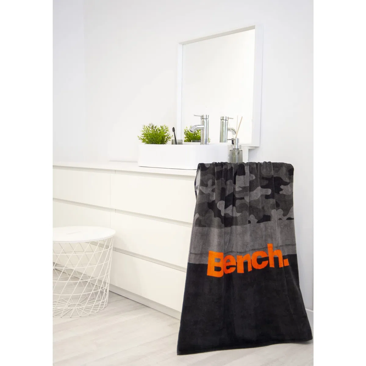 Bench Telo da Mare e Sauna, Nature Inspired, 80x180 cm, 100 % Cotone, Velour, Con Gancino, Colore: Motivo Mimetico Grigio, Art.No.:6112608537