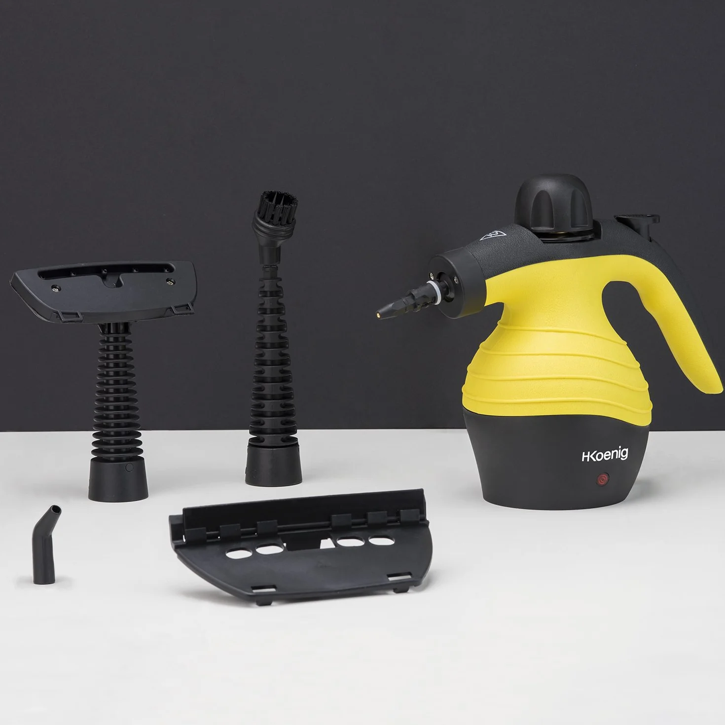 H.Koenig NV60 Pulitore a vapore,Portatile, Multiuso, Potente 4.2 bars, 250ml + accessori 1000W, Nero/Giallo