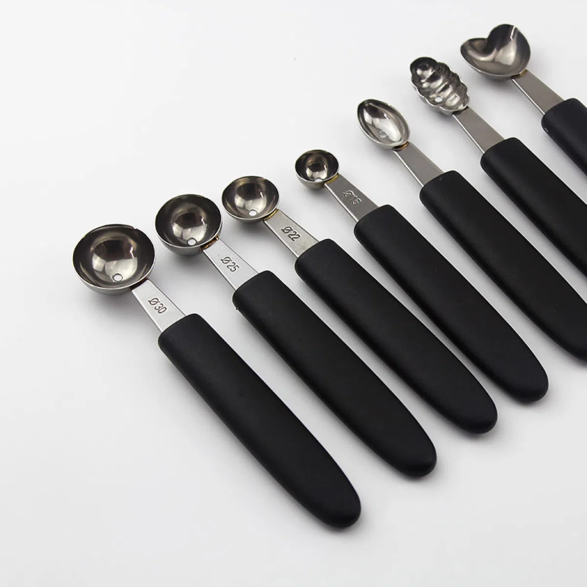 Set di 7 Palette per Scavino per Melone, Scavatrice per Scavino in Acciaio Inossidabile con Manico in Gomma Facile da Impugnare, Paletta per Gelato e Anguria, Gadget da Cucina per Tagliare la(Nero)
