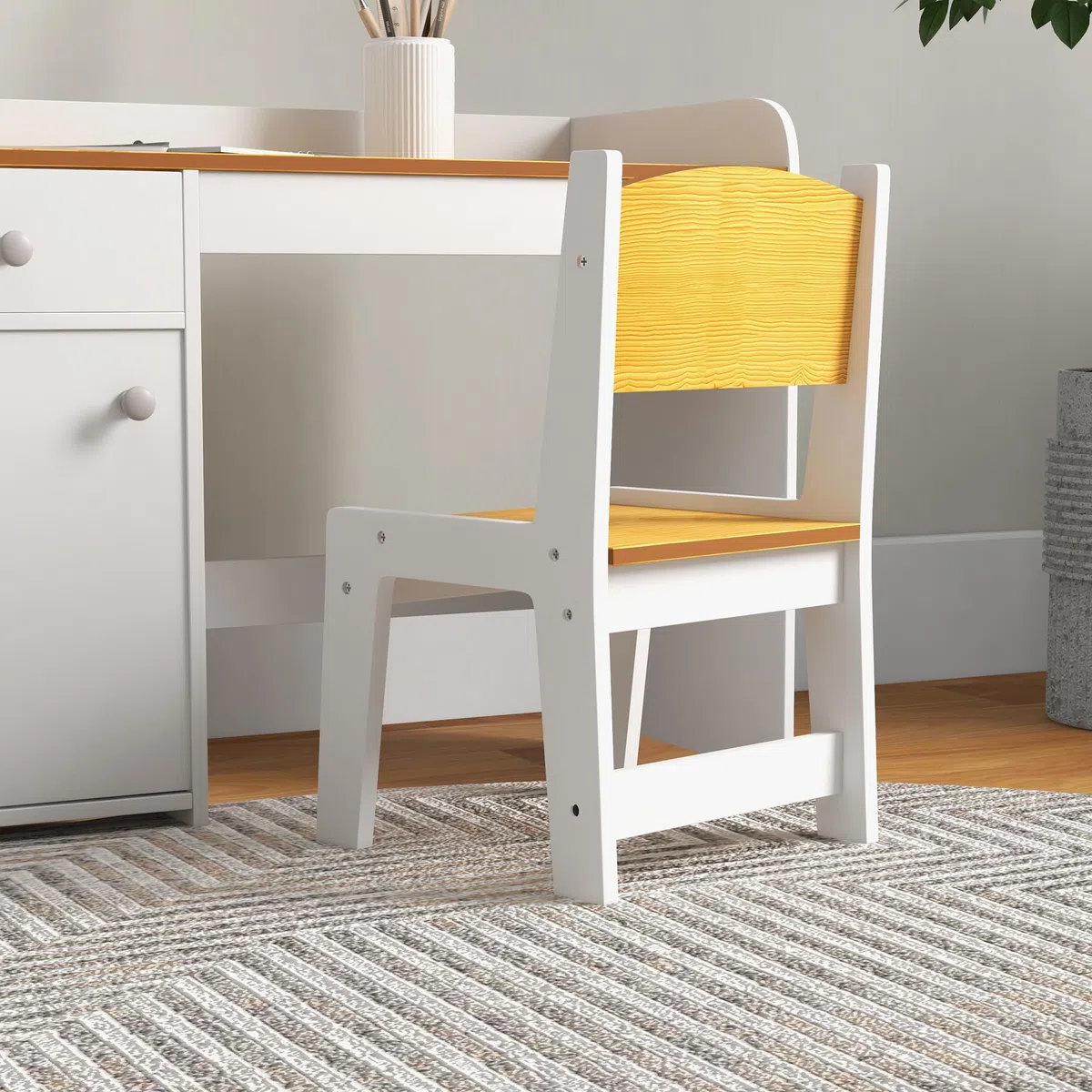 ZONEKIZ Tavolo Scrivania per Bambini con Sedia, Banco Scuola per Bambini da 3 a 6 Anni in Legno con Cassetto e Seggiola Abbinata, Bianco